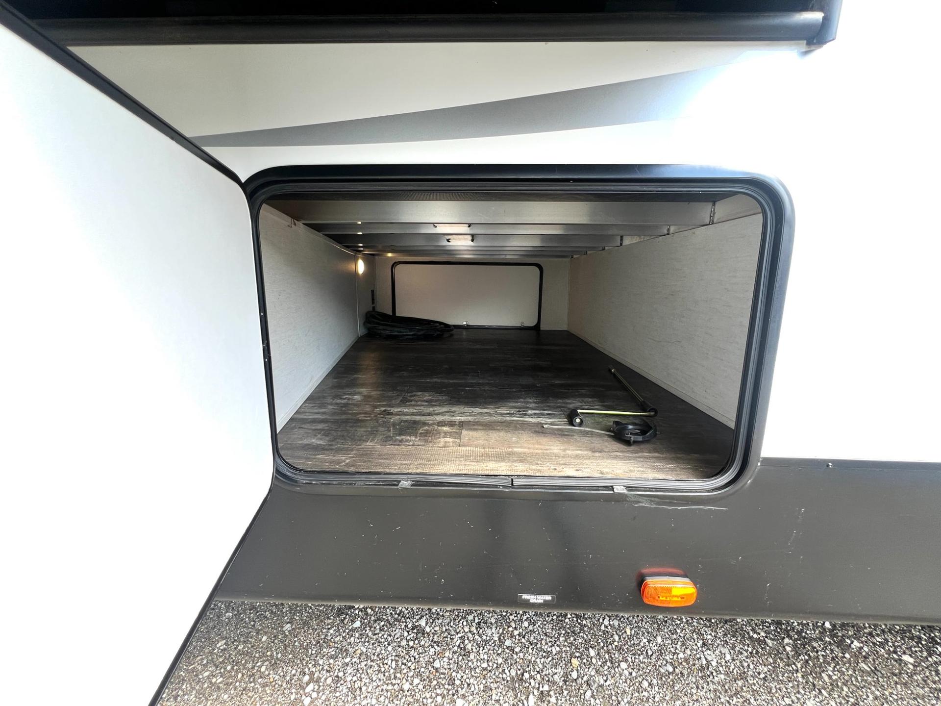 2021 Forest River 2021 Forest River Sabre - thumbnail 14