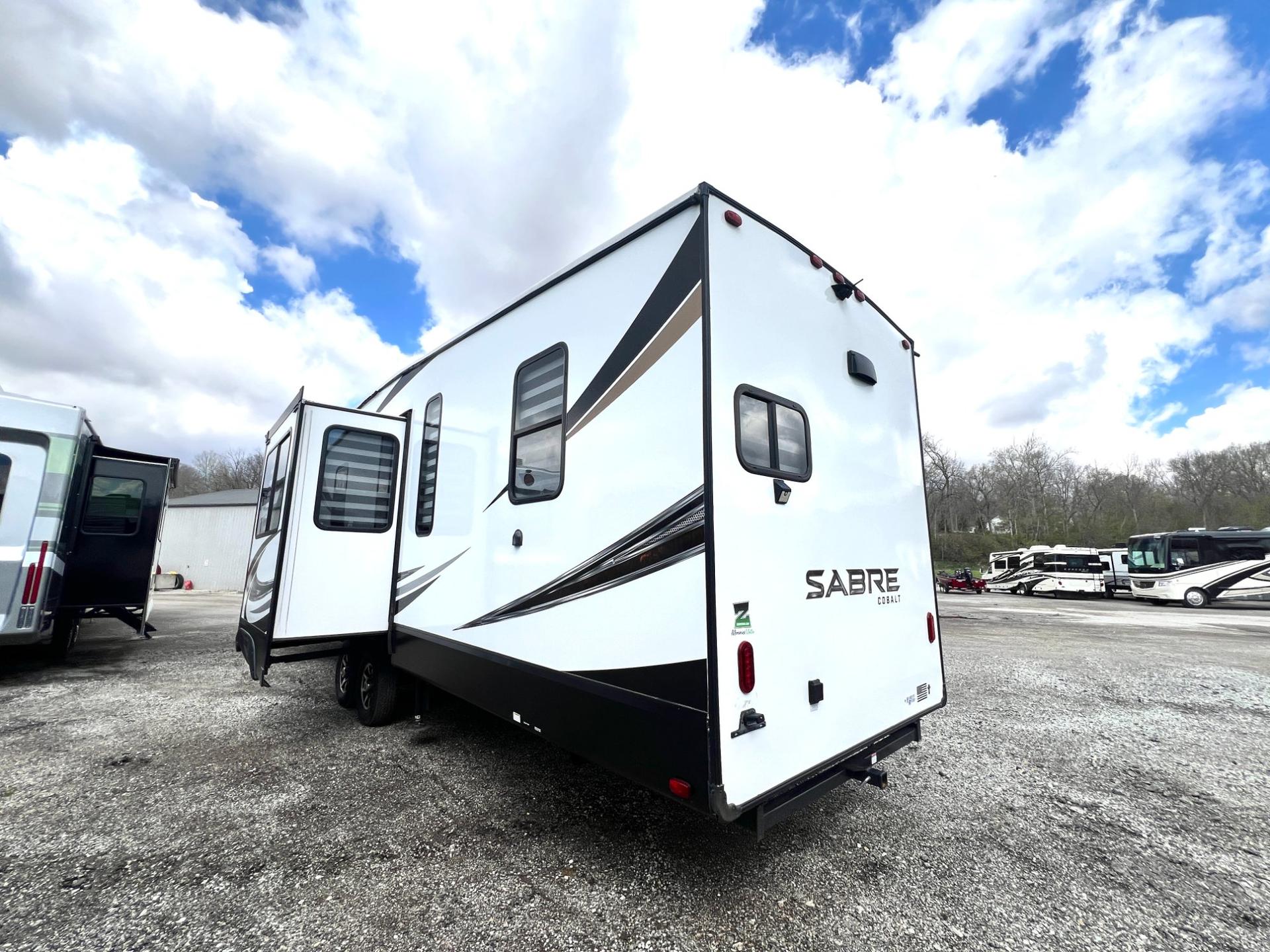 2021 Forest River 2021 Forest River Sabre - thumbnail 6