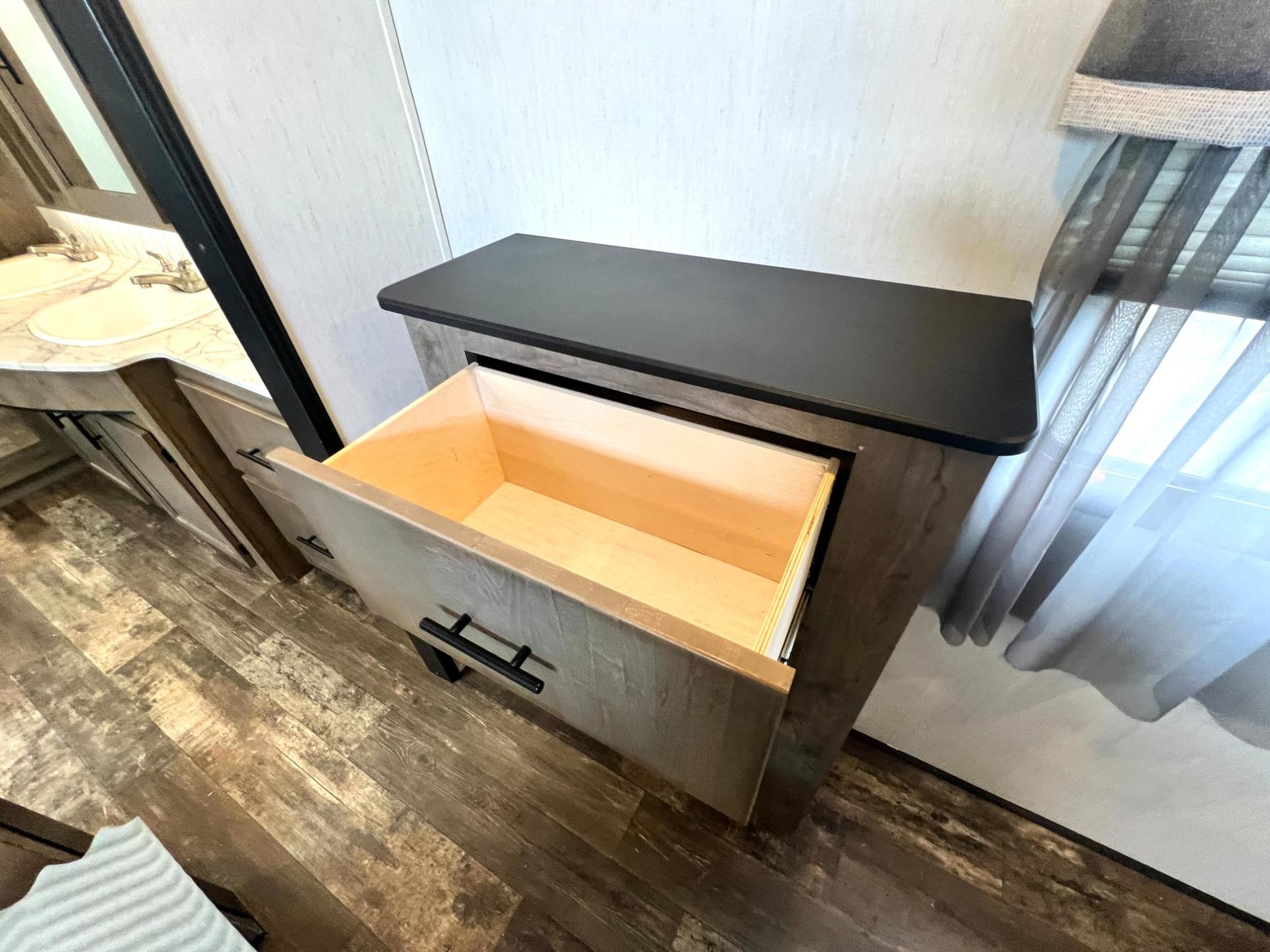 2021 Forest River 2021 Forest River Sabre - thumbnail 44