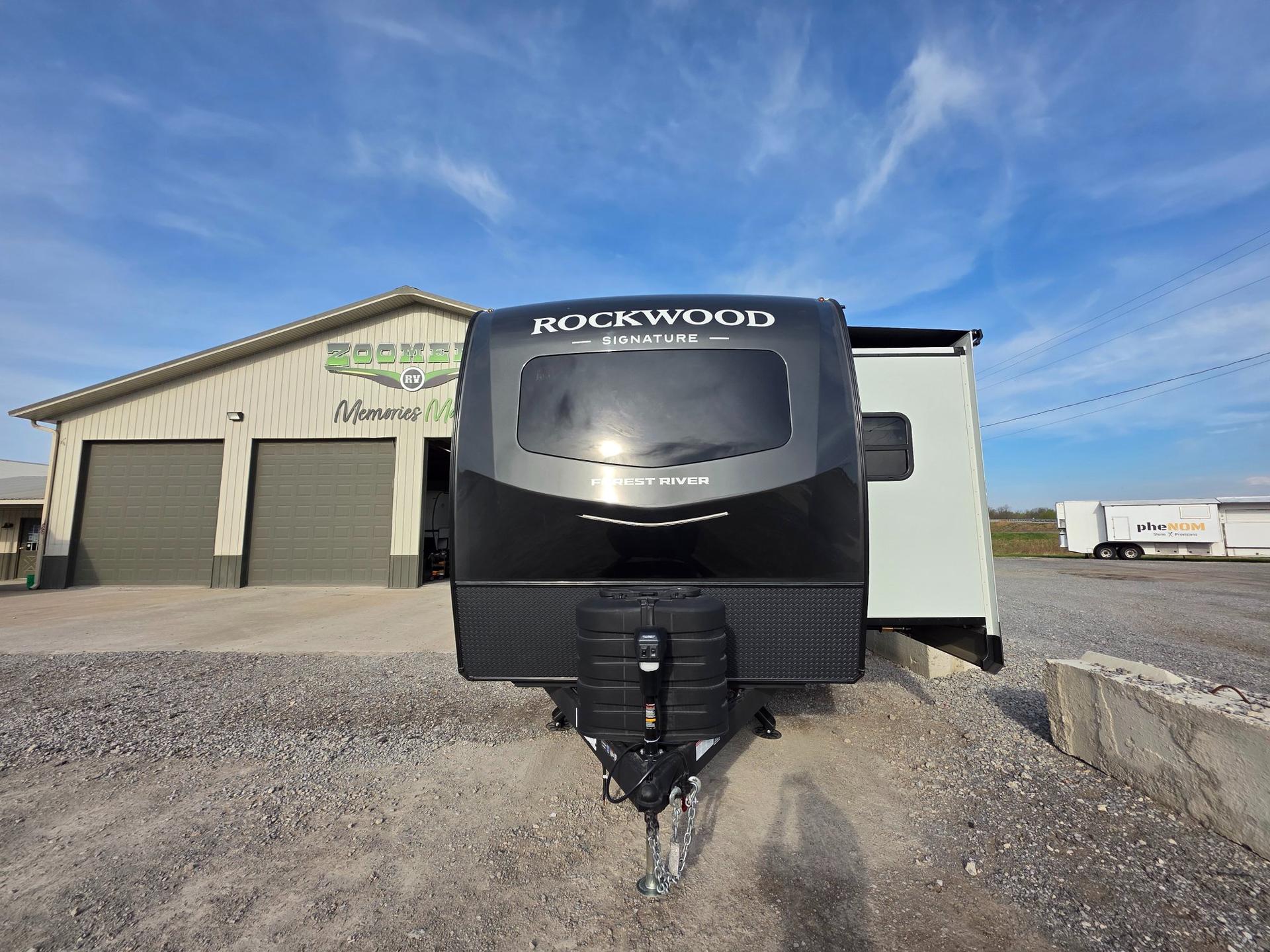 2026 Forest River 2026 Forest River Rockwood Signature - thumbnail 4