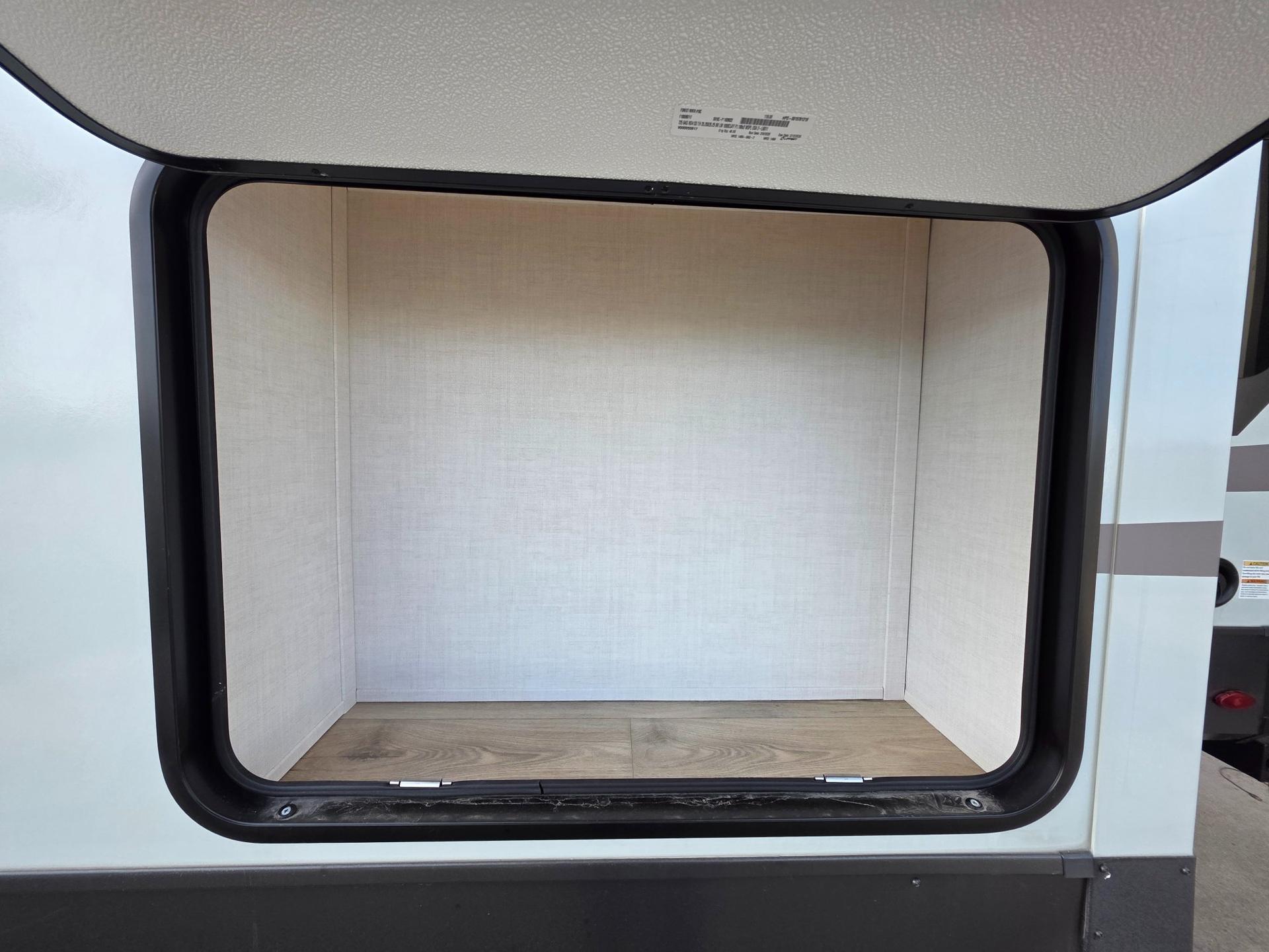 2026 Forest River 2026 Forest River Rockwood Signature - thumbnail 7