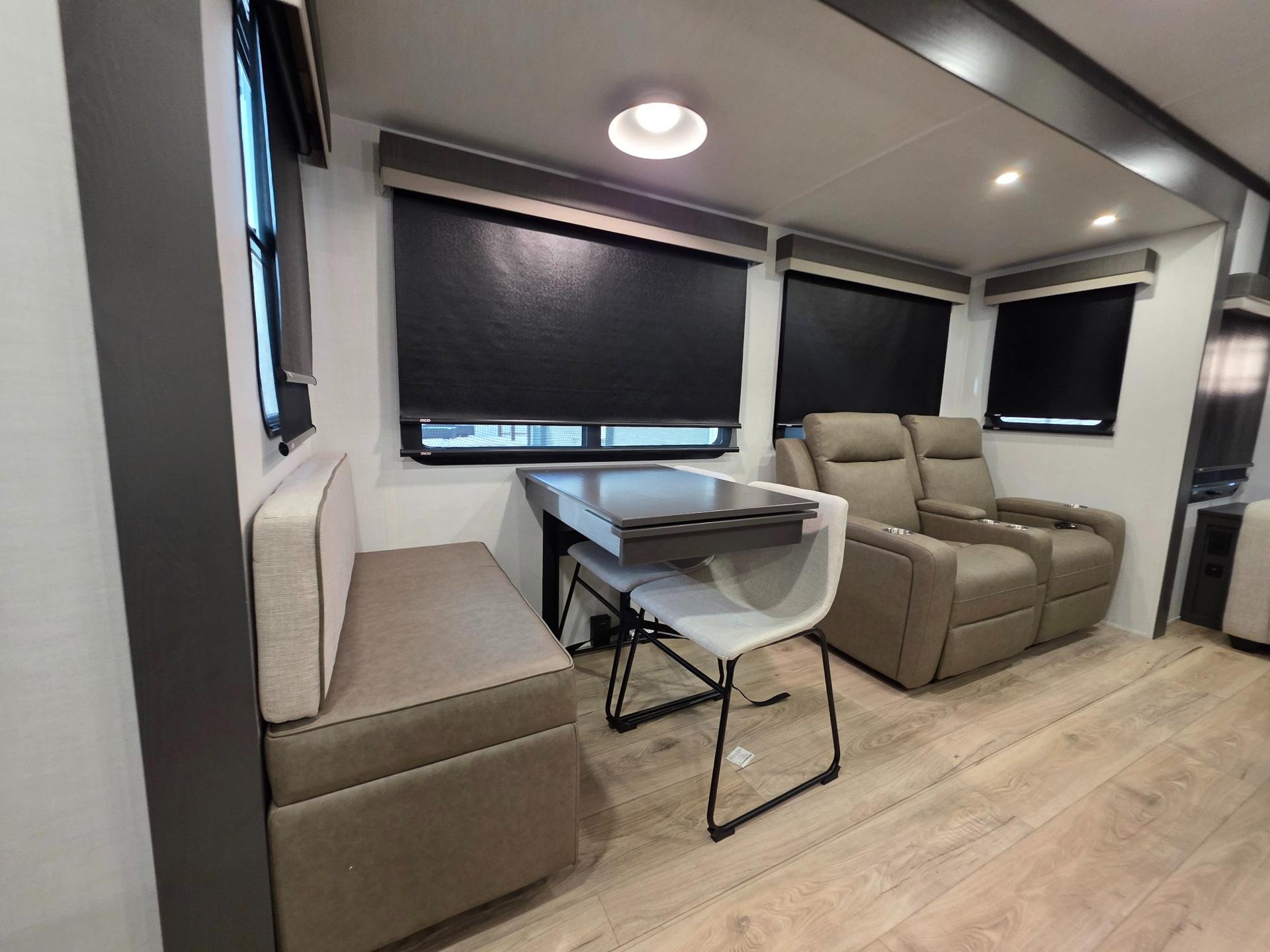 2026 Forest River 2026 Forest River Rockwood Signature - thumbnail 14