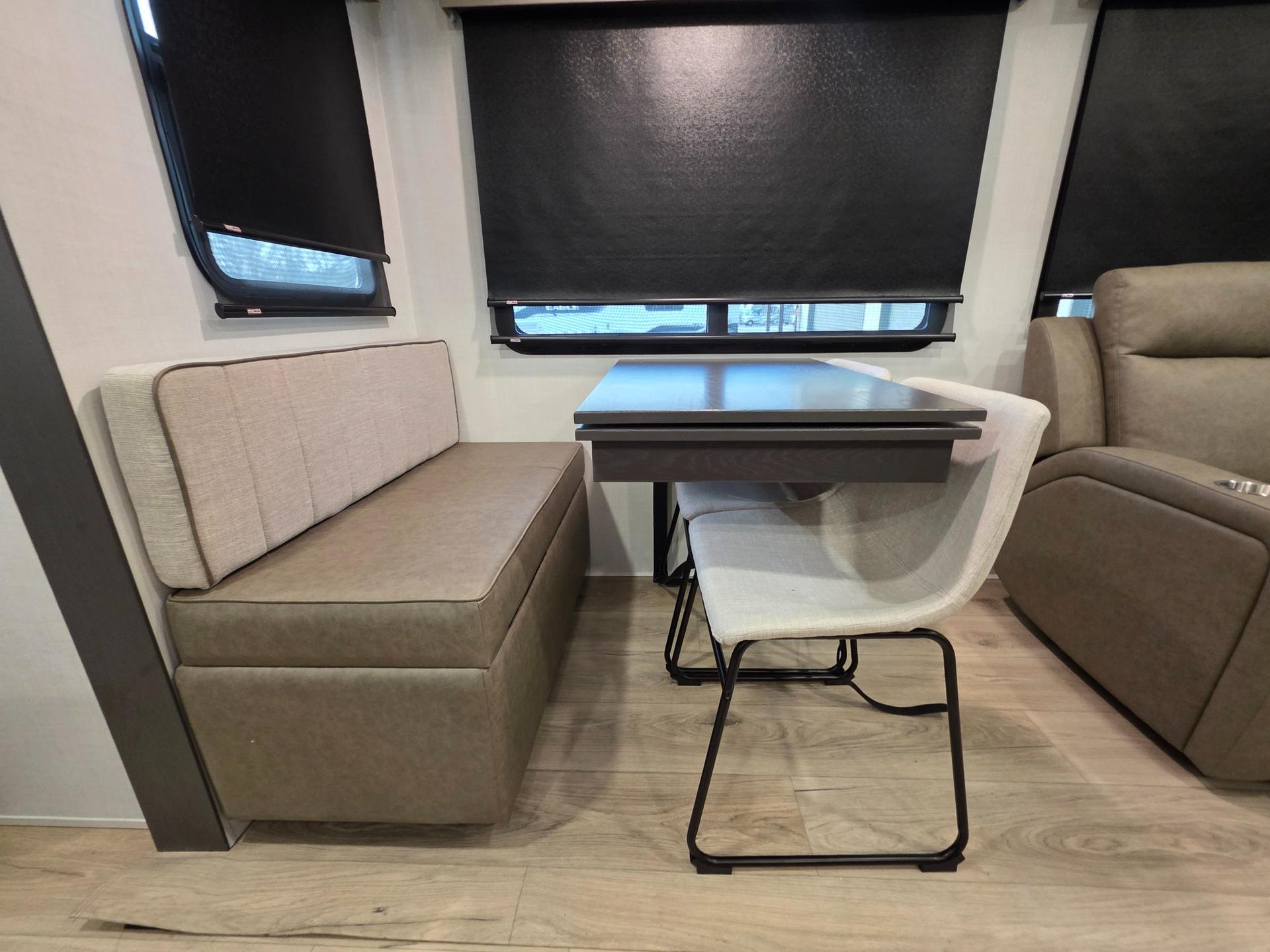 2026 Forest River 2026 Forest River Rockwood Signature - thumbnail 15