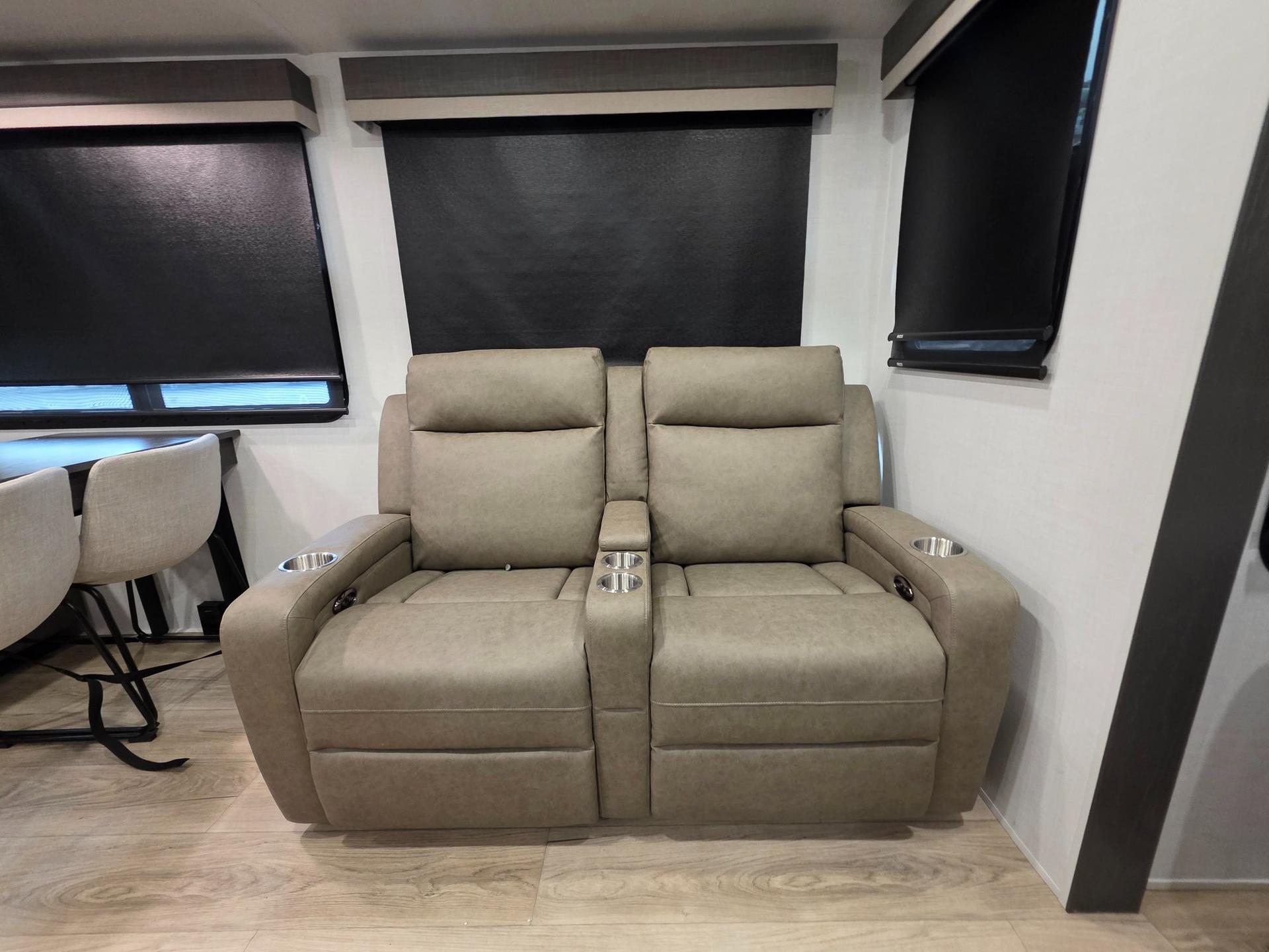 2026 Forest River 2026 Forest River Rockwood Signature - thumbnail 17