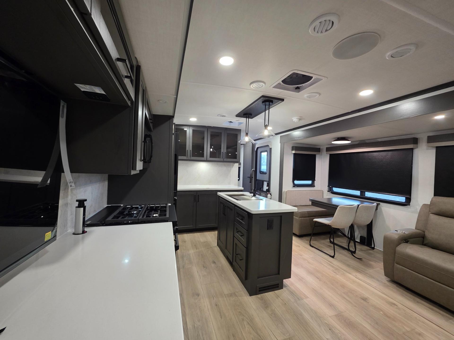 2026 Forest River 2026 Forest River Rockwood Signature - thumbnail 22