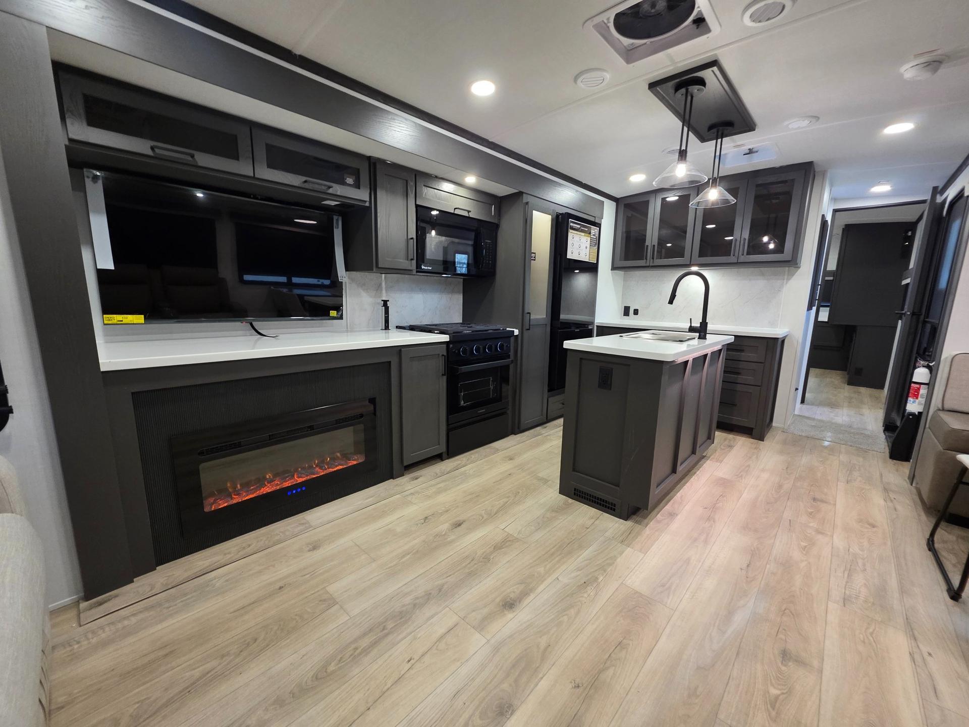 2026 Forest River 2026 Forest River Rockwood Signature - thumbnail 24