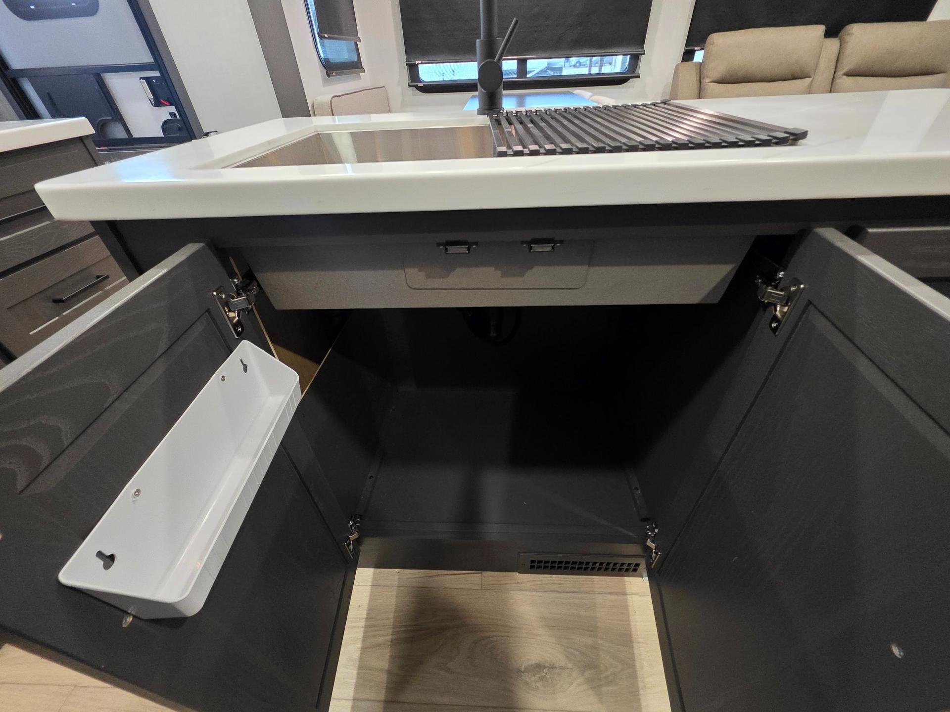 2026 Forest River 2026 Forest River Rockwood Signature - thumbnail 32