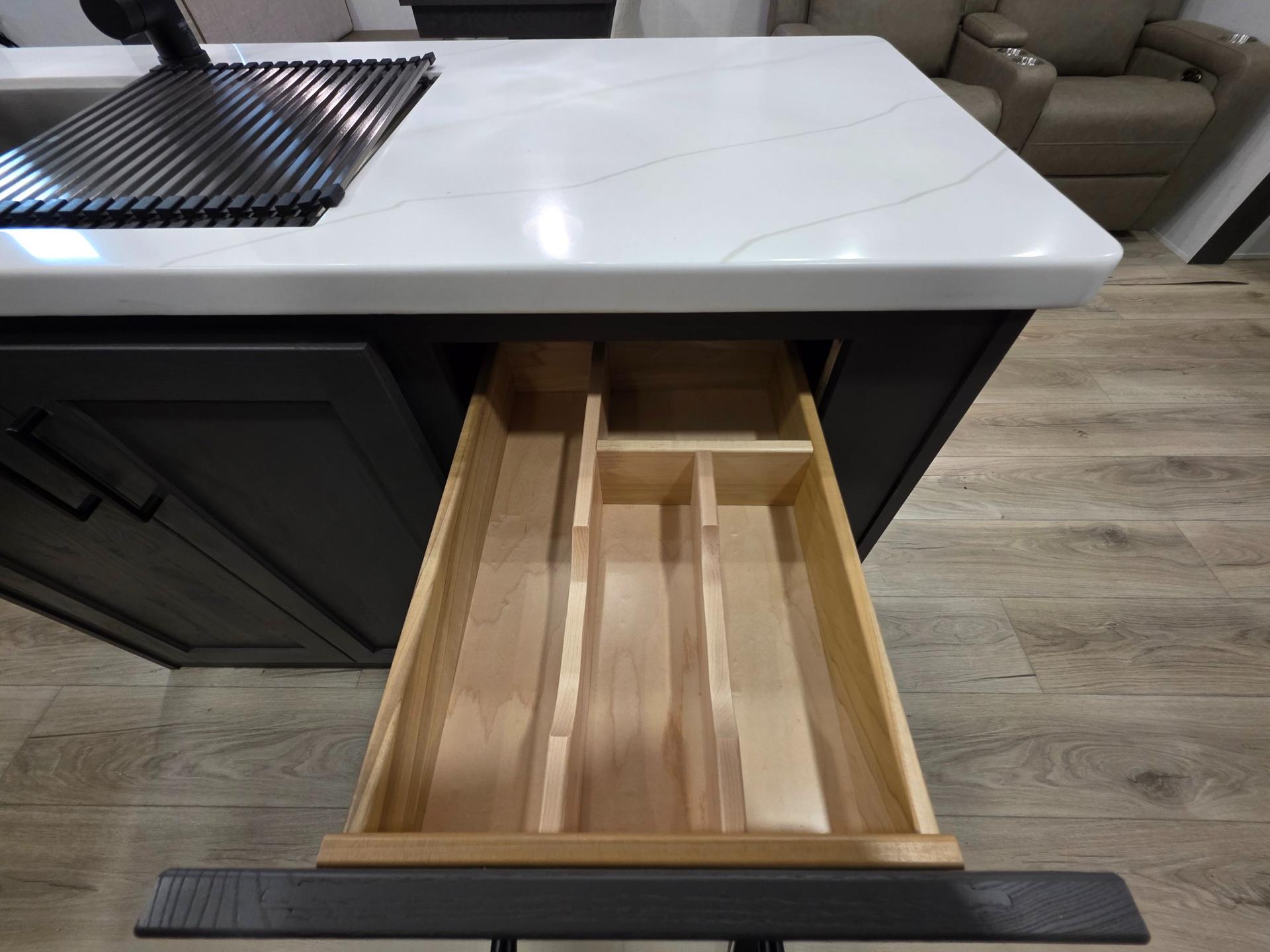 2026 Forest River 2026 Forest River Rockwood Signature - thumbnail 33