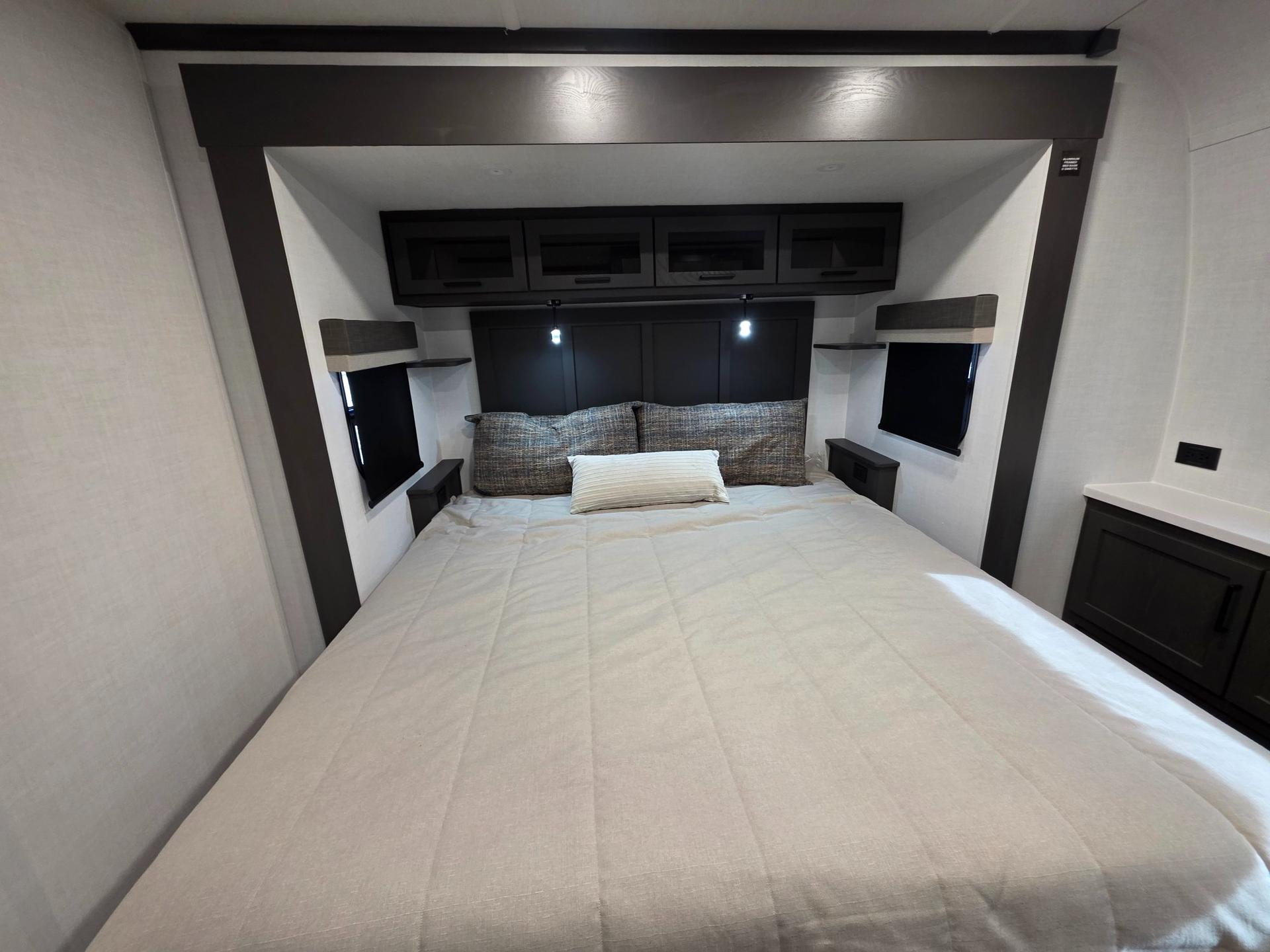 2026 Forest River 2026 Forest River Rockwood Signature - thumbnail 48