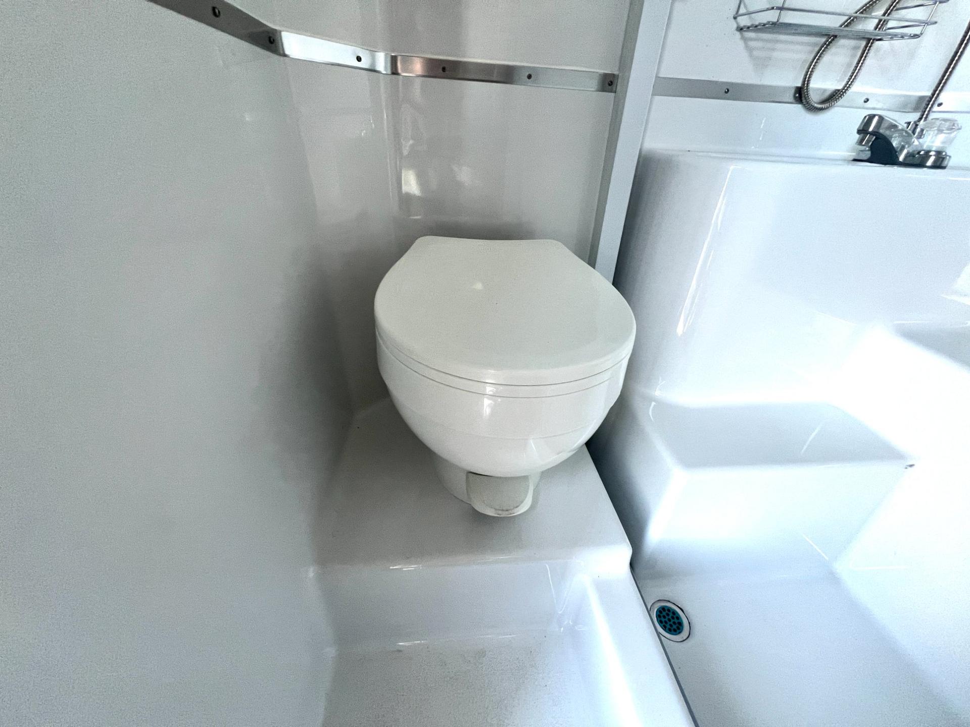 2023 Northern Lite 2023 Northern Lite 10 - thumbnail 56