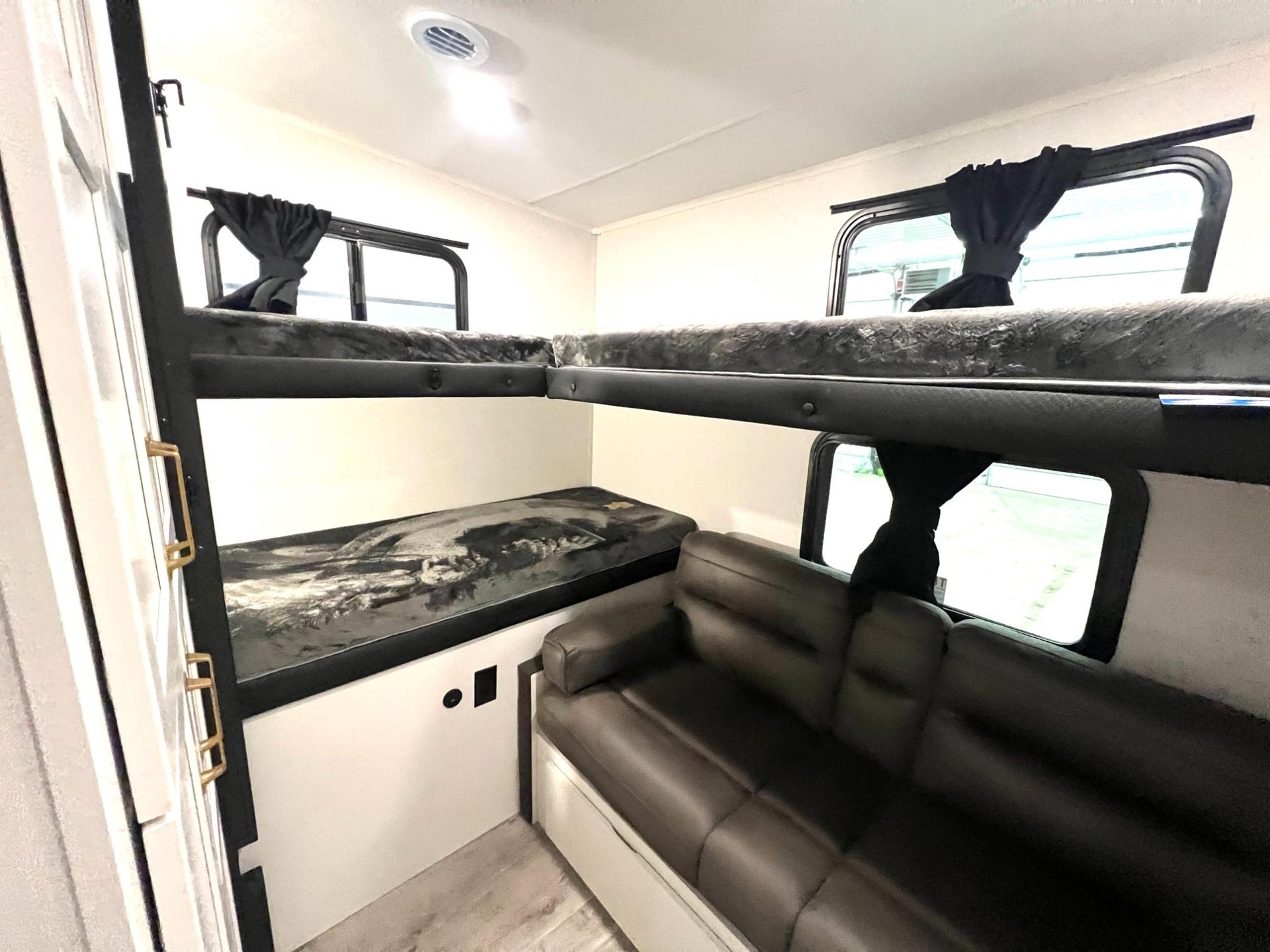 2026 Jayco 2026 Jayco Eagle HT - thumbnail 31