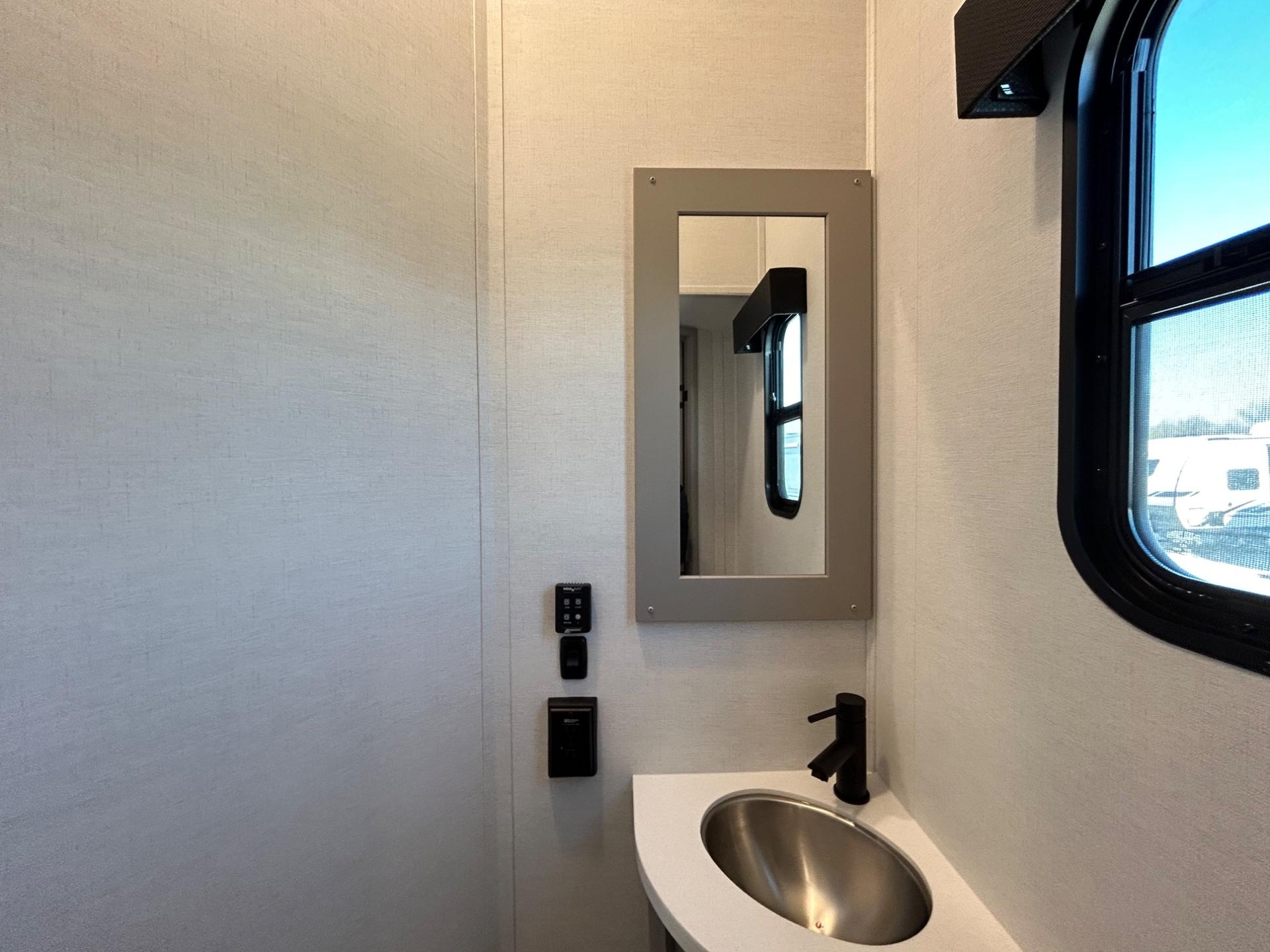 2026 Alliance 2026 Alliance Valor - thumbnail 82