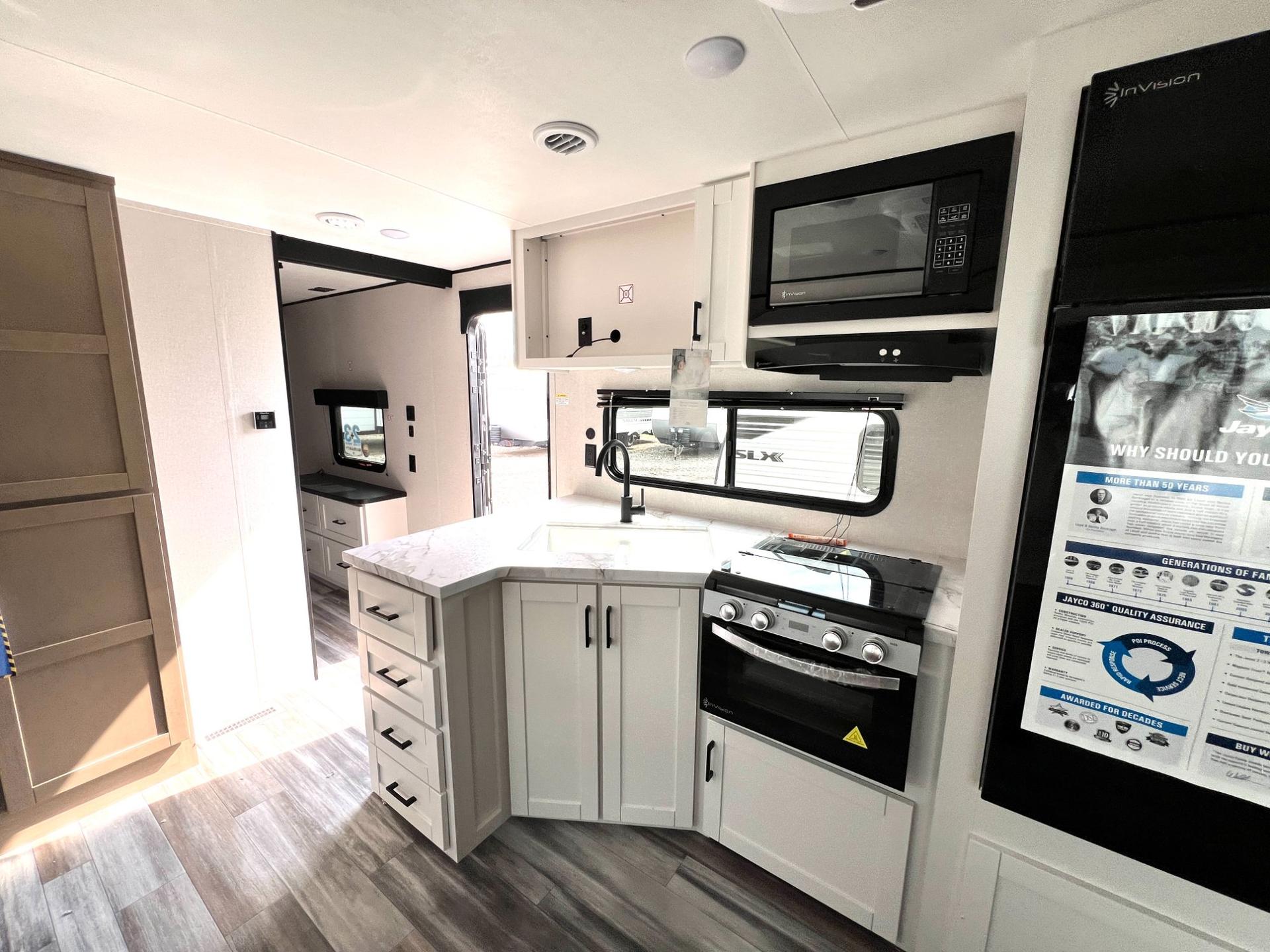 2026 Jayco 2026 Jayco Jay Flight SLX - thumbnail 16