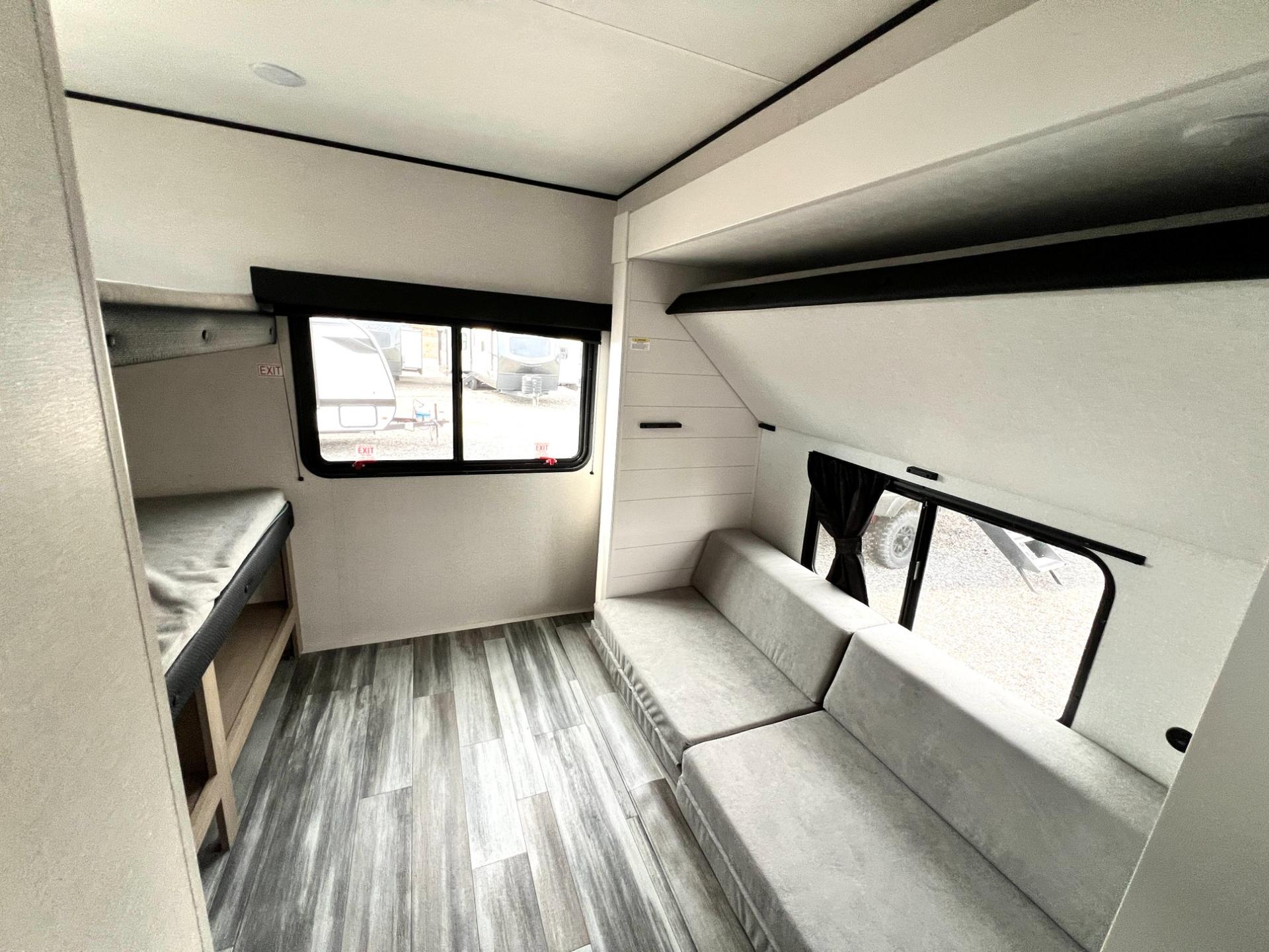 2026 Jayco 2026 Jayco Jay Flight SLX - thumbnail 35