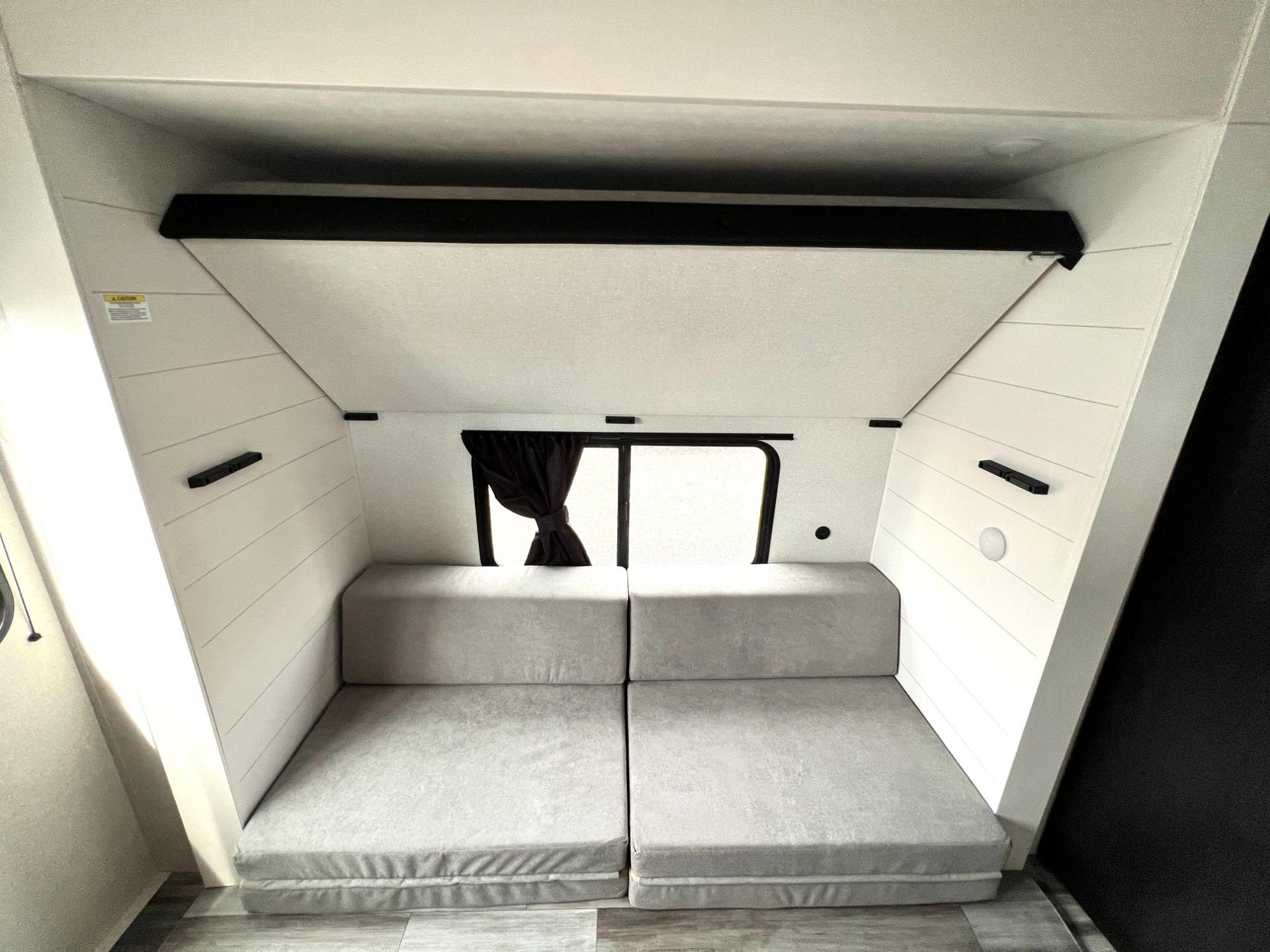 2026 Jayco 2026 Jayco Jay Flight SLX - thumbnail 38