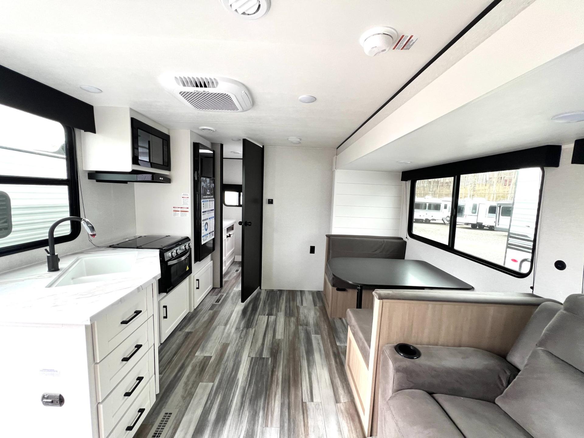 2026 Jayco 2026 Jayco Jay Flight SLX - thumbnail 15