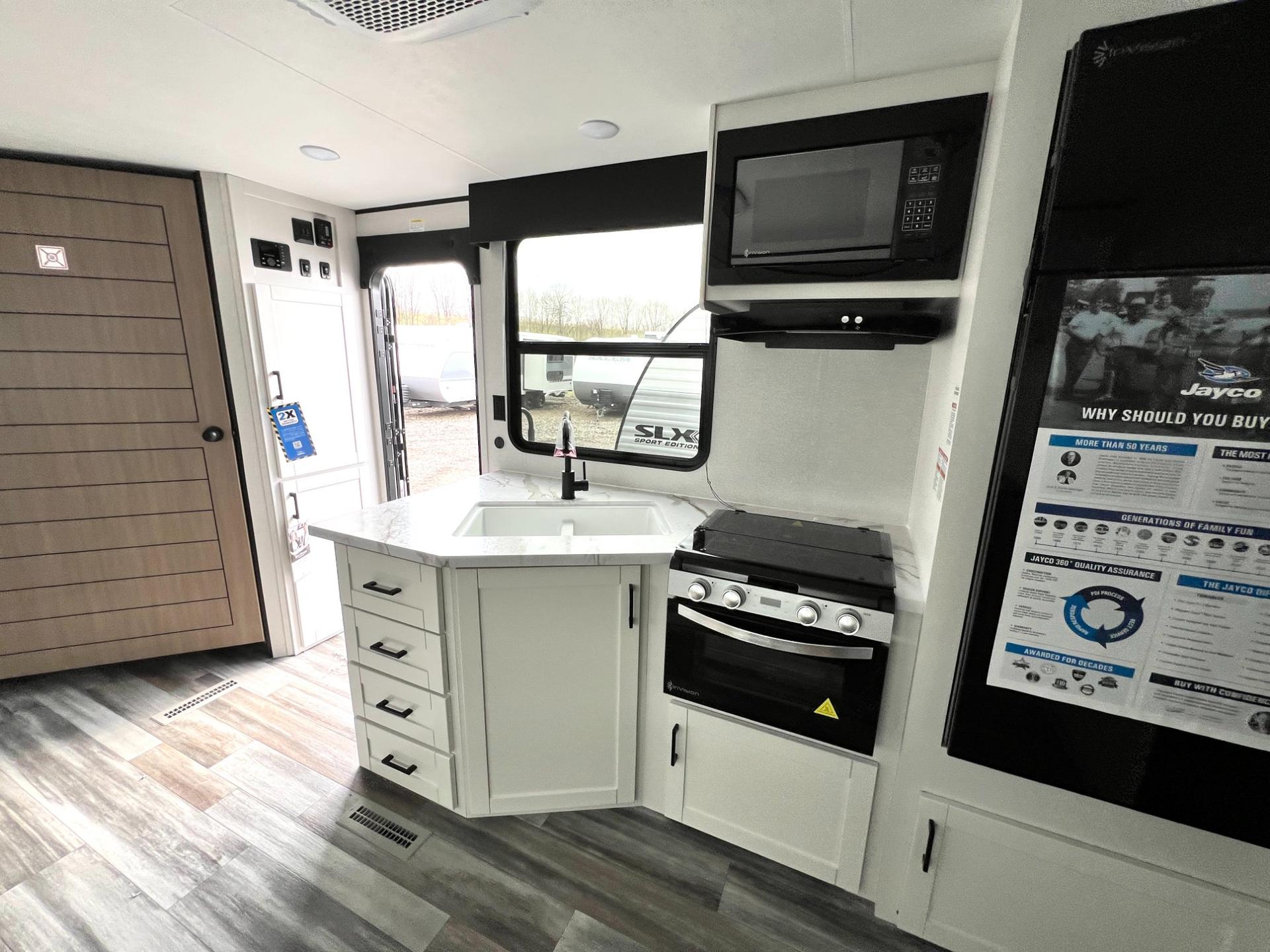 2026 Jayco 2026 Jayco Jay Flight SLX - thumbnail 16
