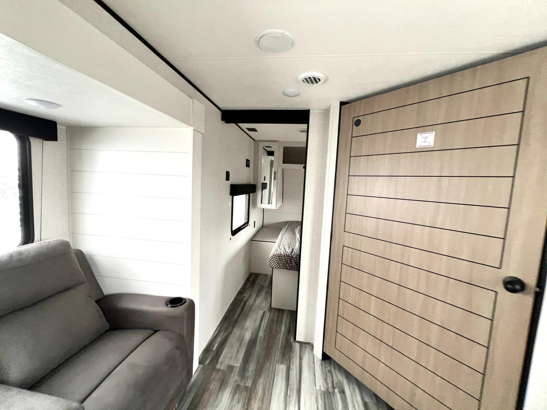 2026 Jayco 2026 Jayco Jay Flight SLX - thumbnail 36