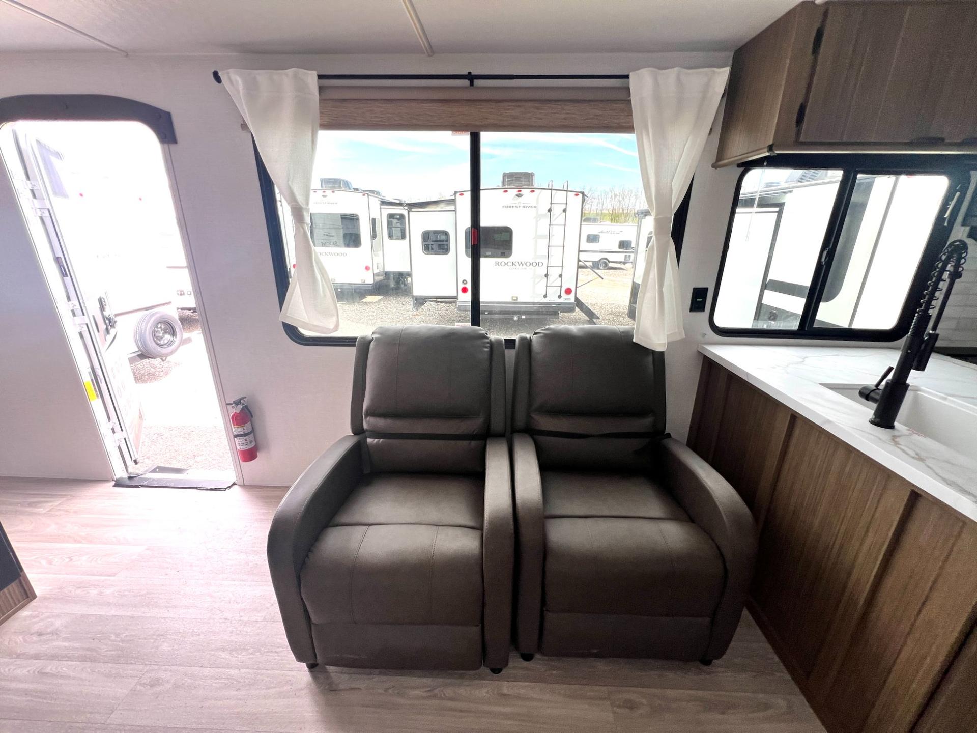 2026 Forest River 2026 Forest River Salem - thumbnail 18