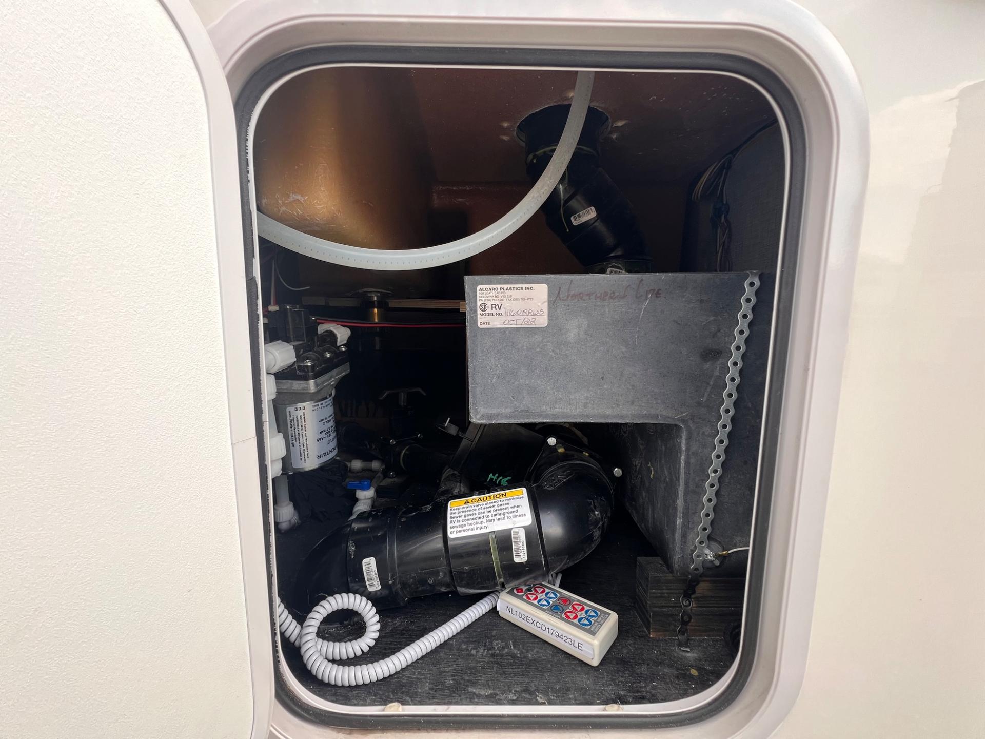 2023 Northern Lite 2023 Northern Lite 10 - thumbnail 7