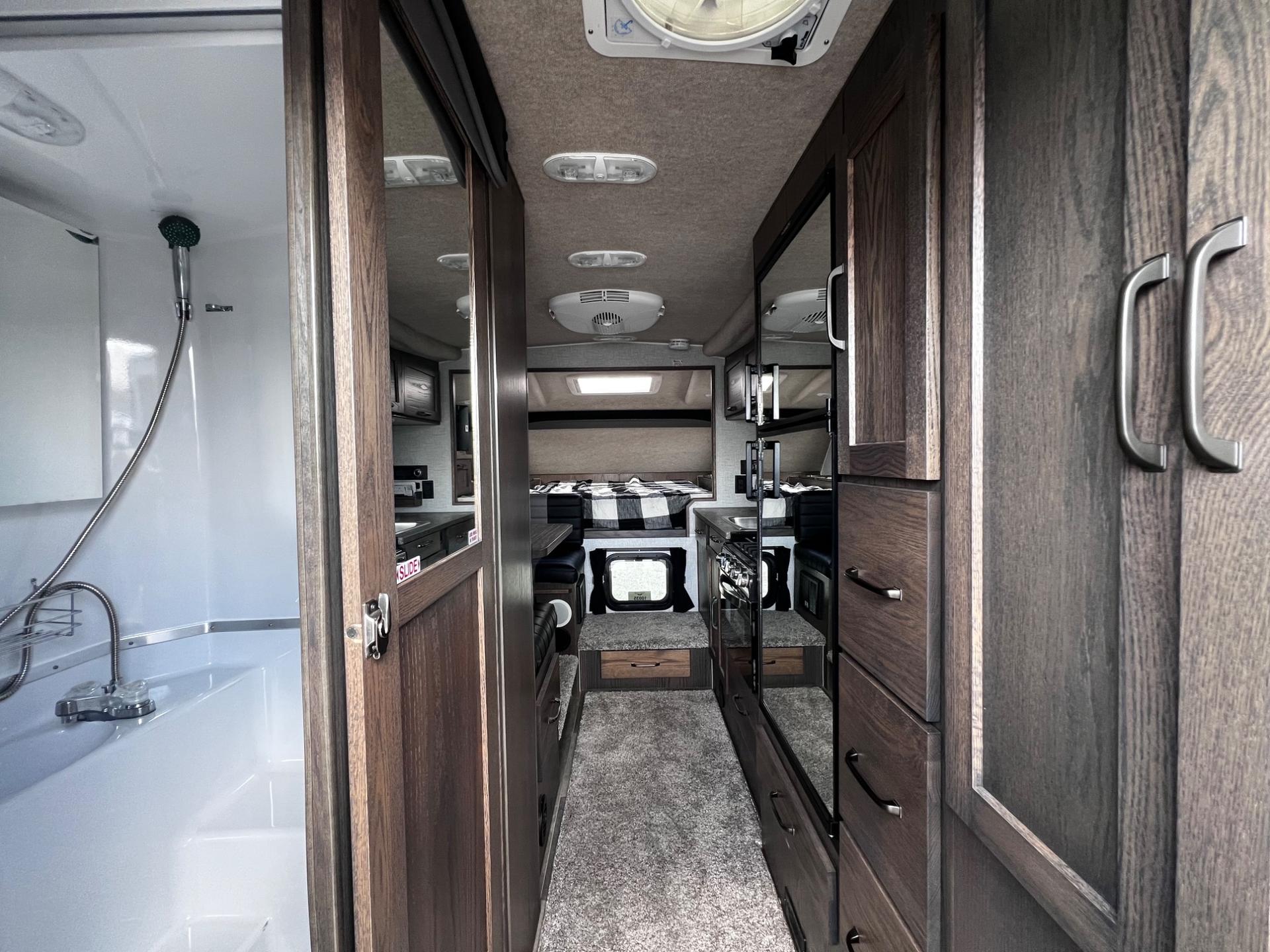 2023 Northern Lite 2023 Northern Lite 10 - thumbnail 14