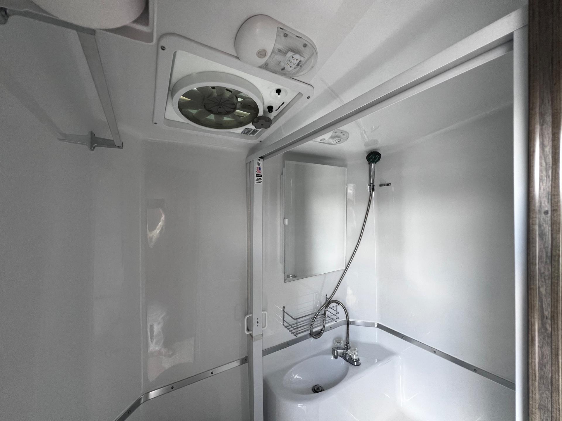 2023 Northern Lite 2023 Northern Lite 10 - thumbnail 52