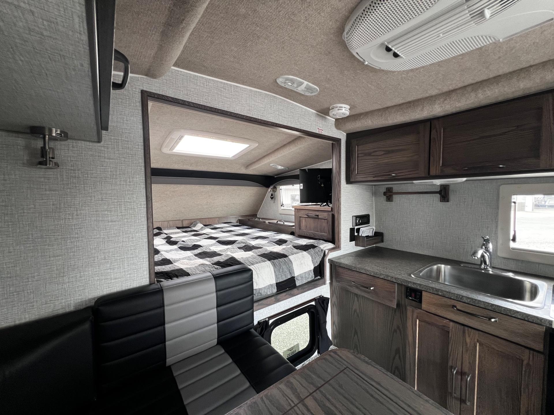 2023 Northern Lite 2023 Northern Lite 10 - thumbnail 42