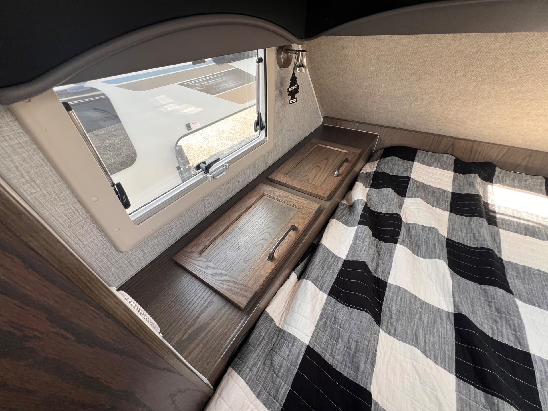 2023 Northern Lite 2023 Northern Lite 10 - thumbnail 38