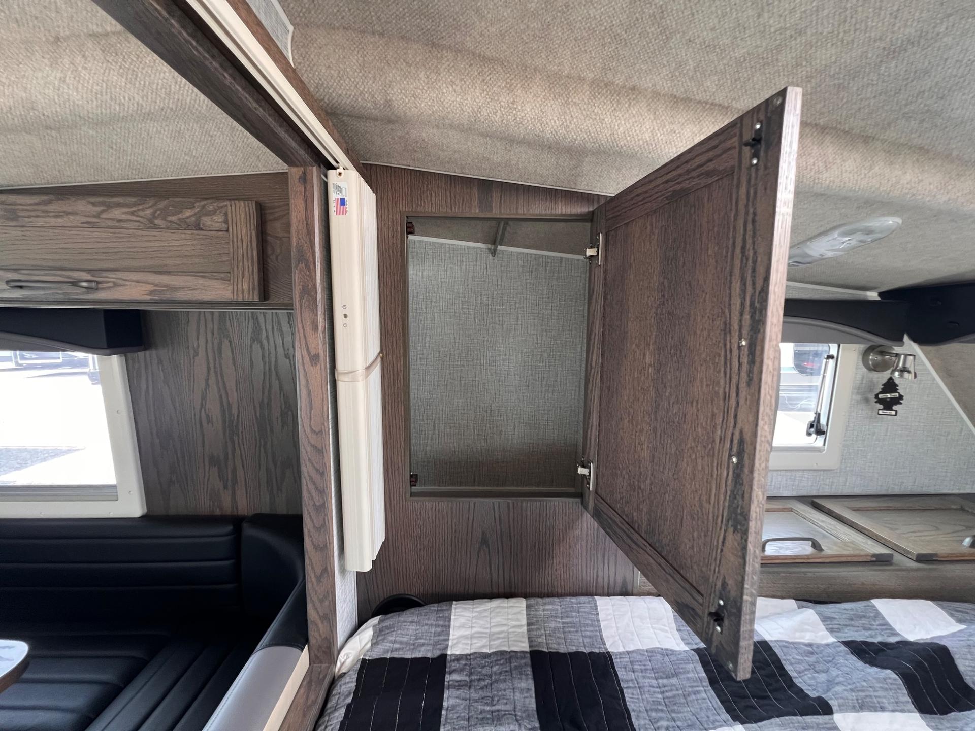 2023 Northern Lite 2023 Northern Lite 10 - thumbnail 37