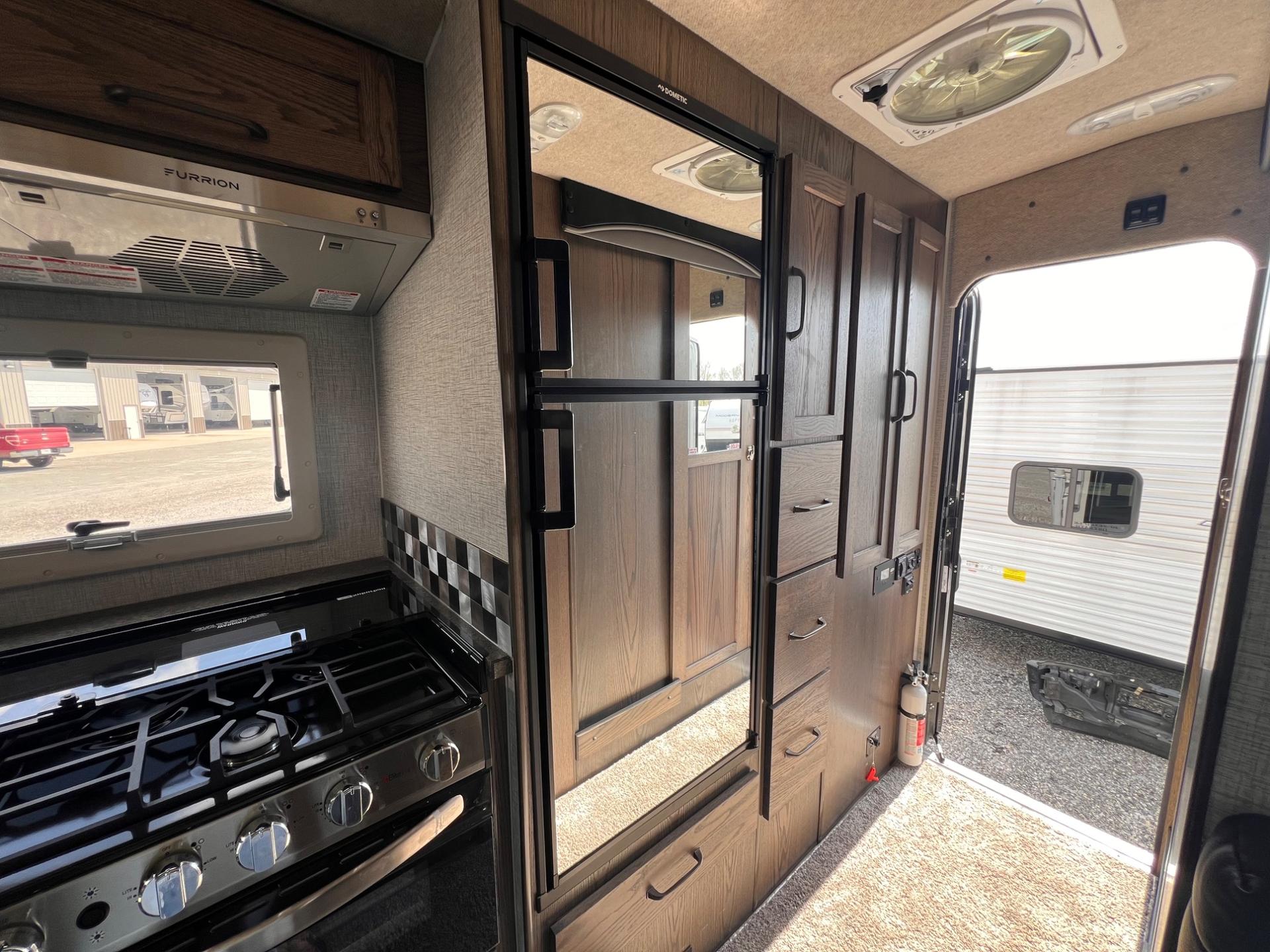 2023 Northern Lite 2023 Northern Lite 10 - thumbnail 19