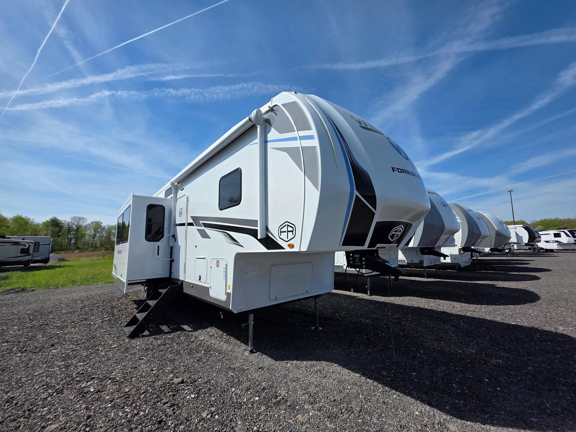 2026 Forest River 2026 Forest River Wildcat - thumbnail 3