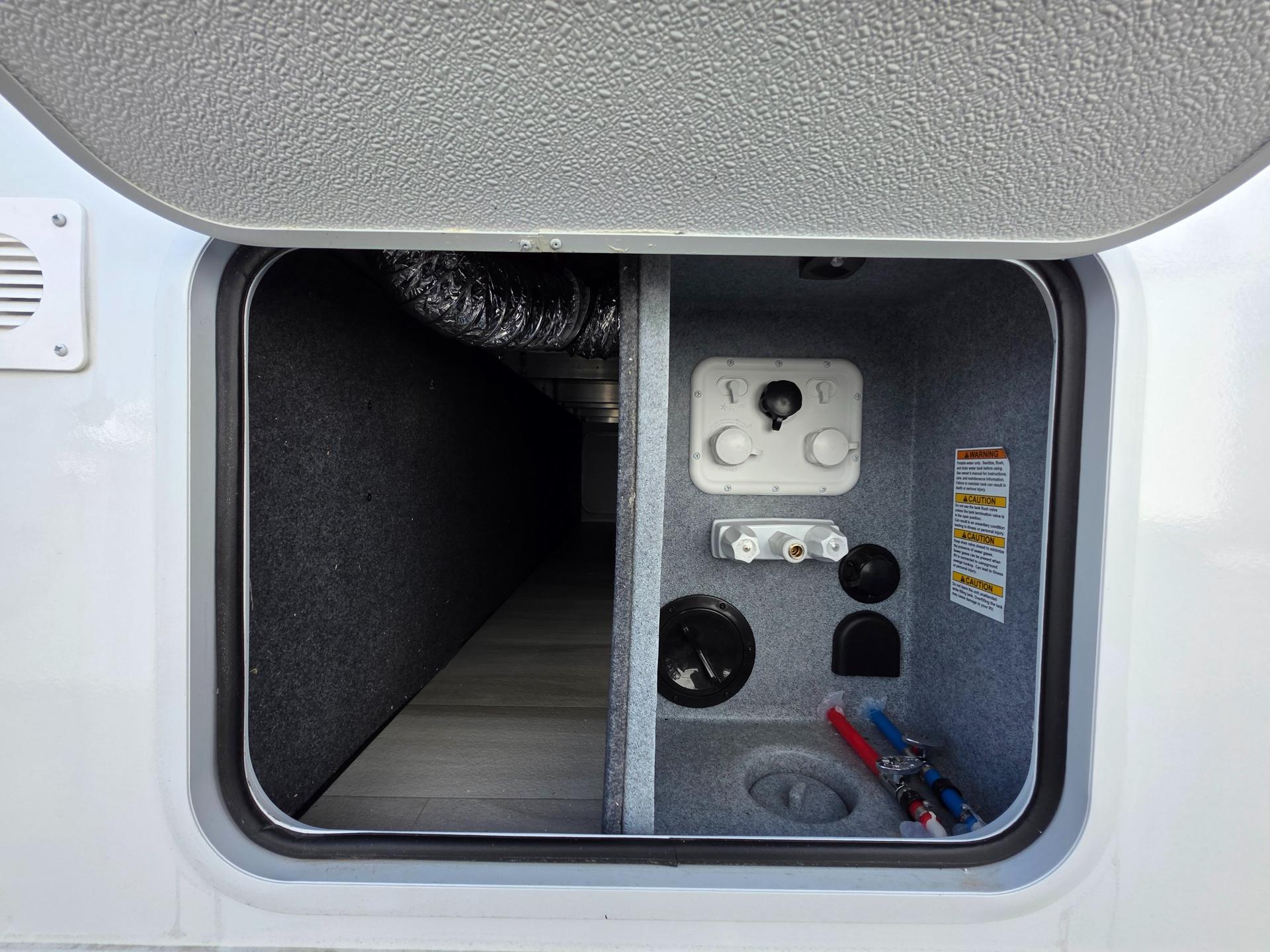 2026 Forest River 2026 Forest River Wildcat - thumbnail 8