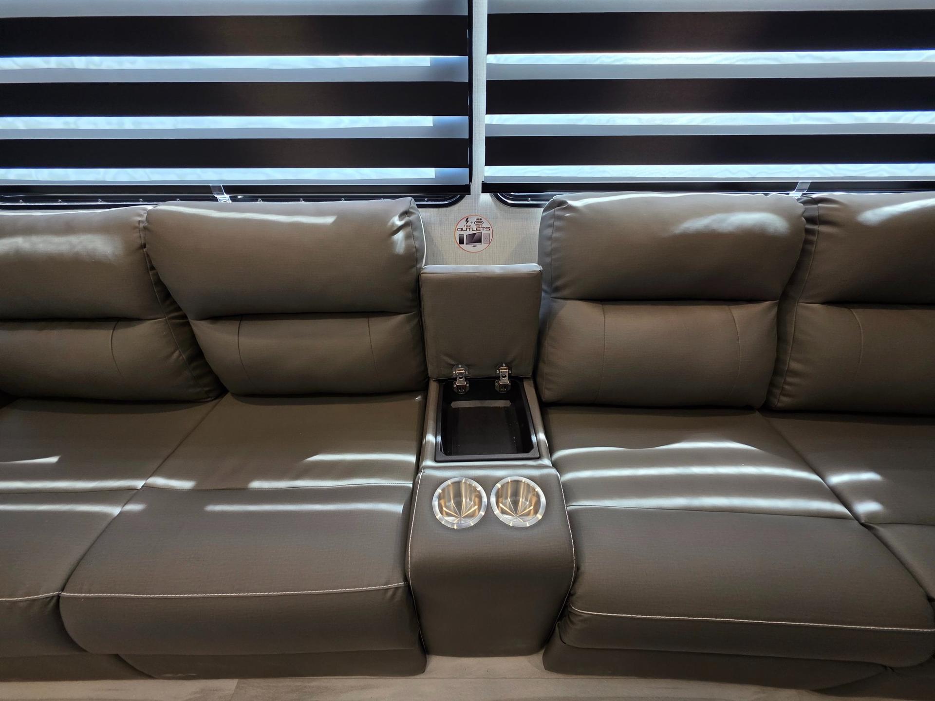 2026 Forest River 2026 Forest River Wildcat - thumbnail 20