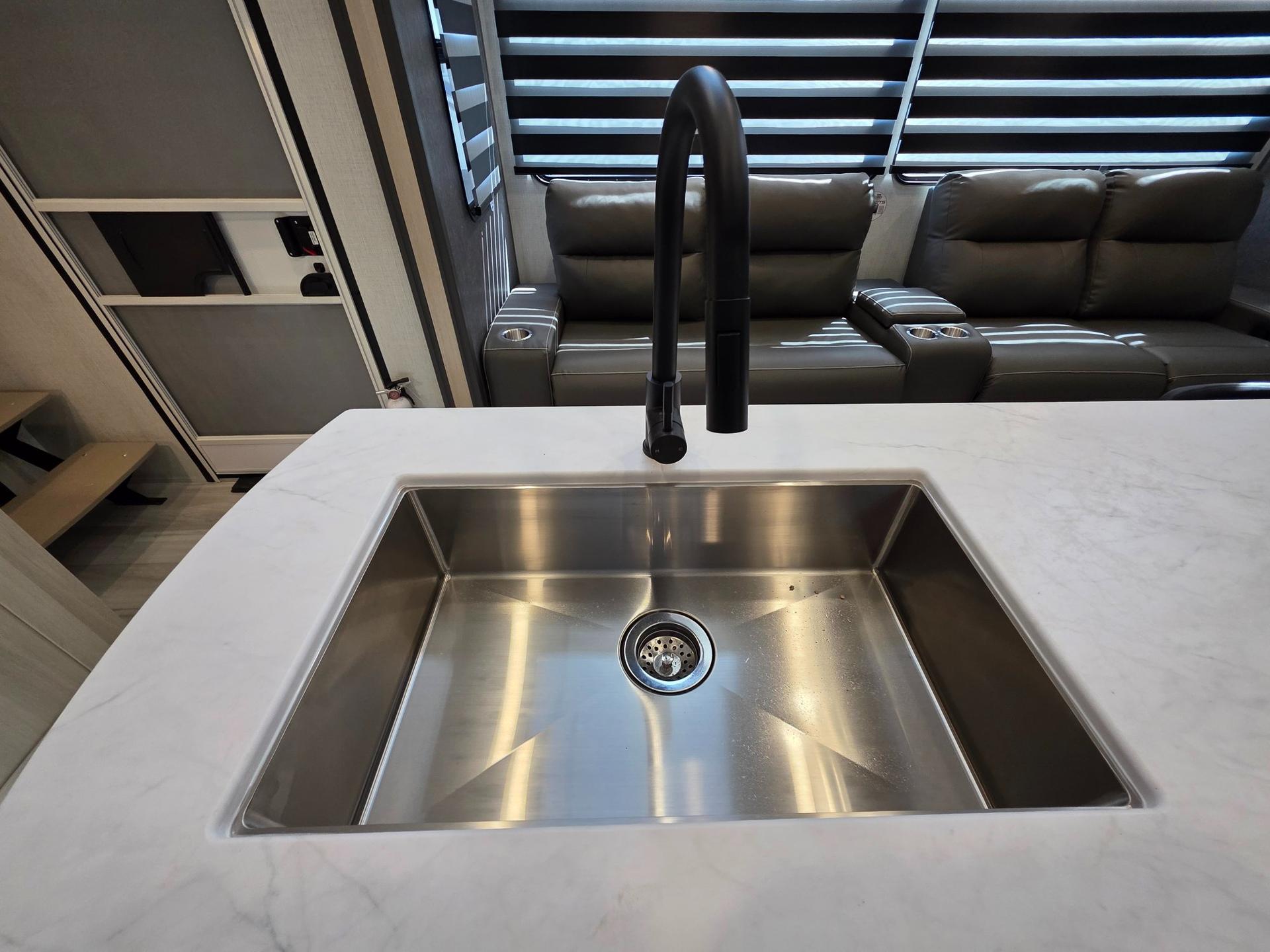 2026 Forest River 2026 Forest River Wildcat - thumbnail 29