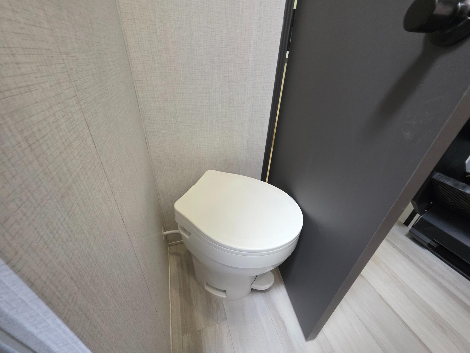 2026 Forest River 2026 Forest River Wildcat - thumbnail 53