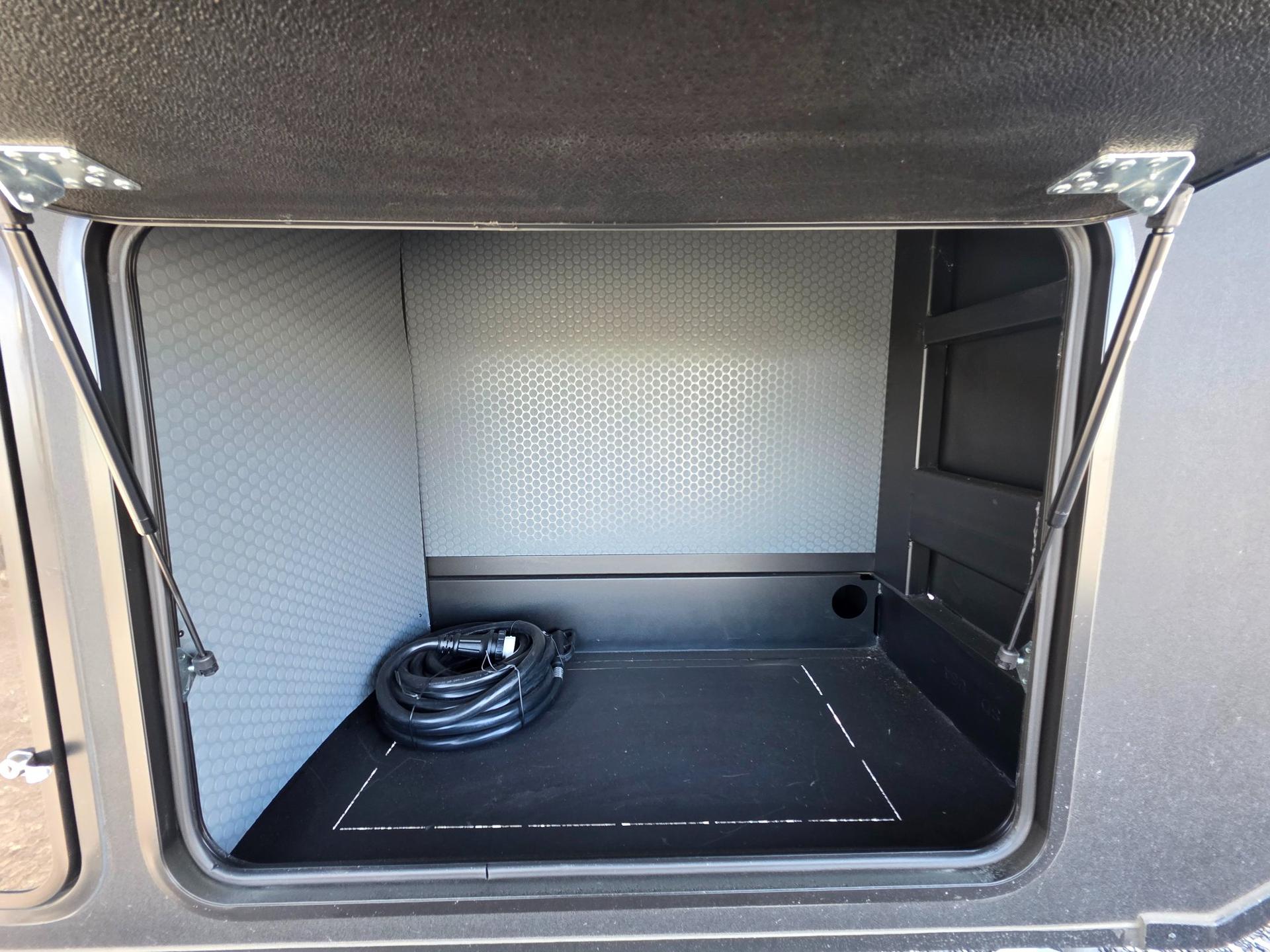 2026 Keystone 2026 Keystone Alpine Avalanche Edition - thumbnail 7