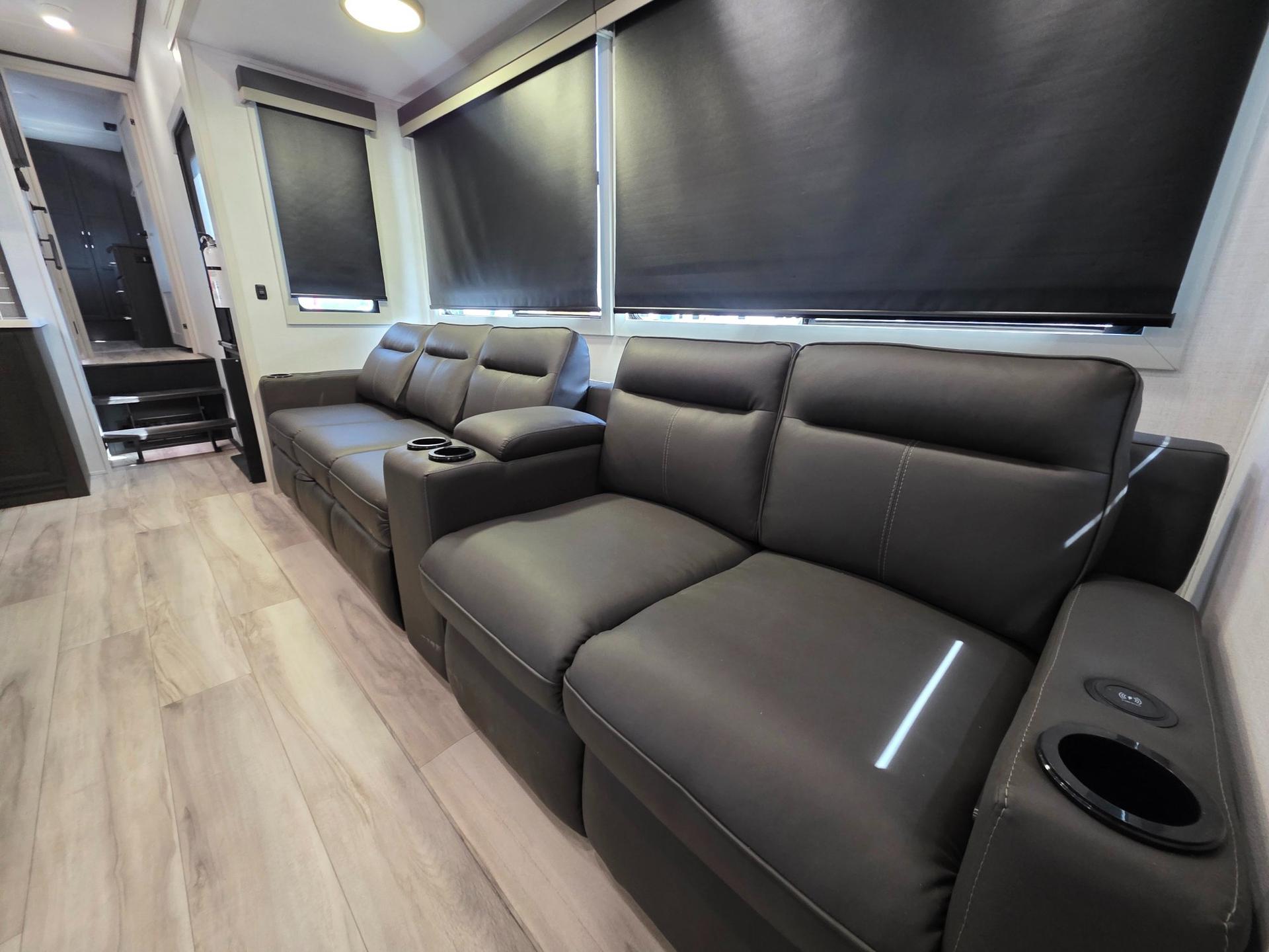 2026 Keystone 2026 Keystone Alpine Avalanche Edition - thumbnail 21