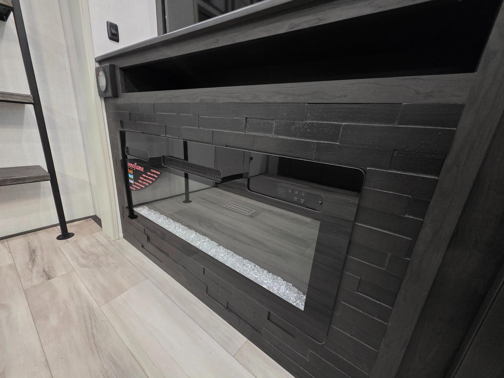 2026 Keystone 2026 Keystone Alpine Avalanche Edition - thumbnail 26