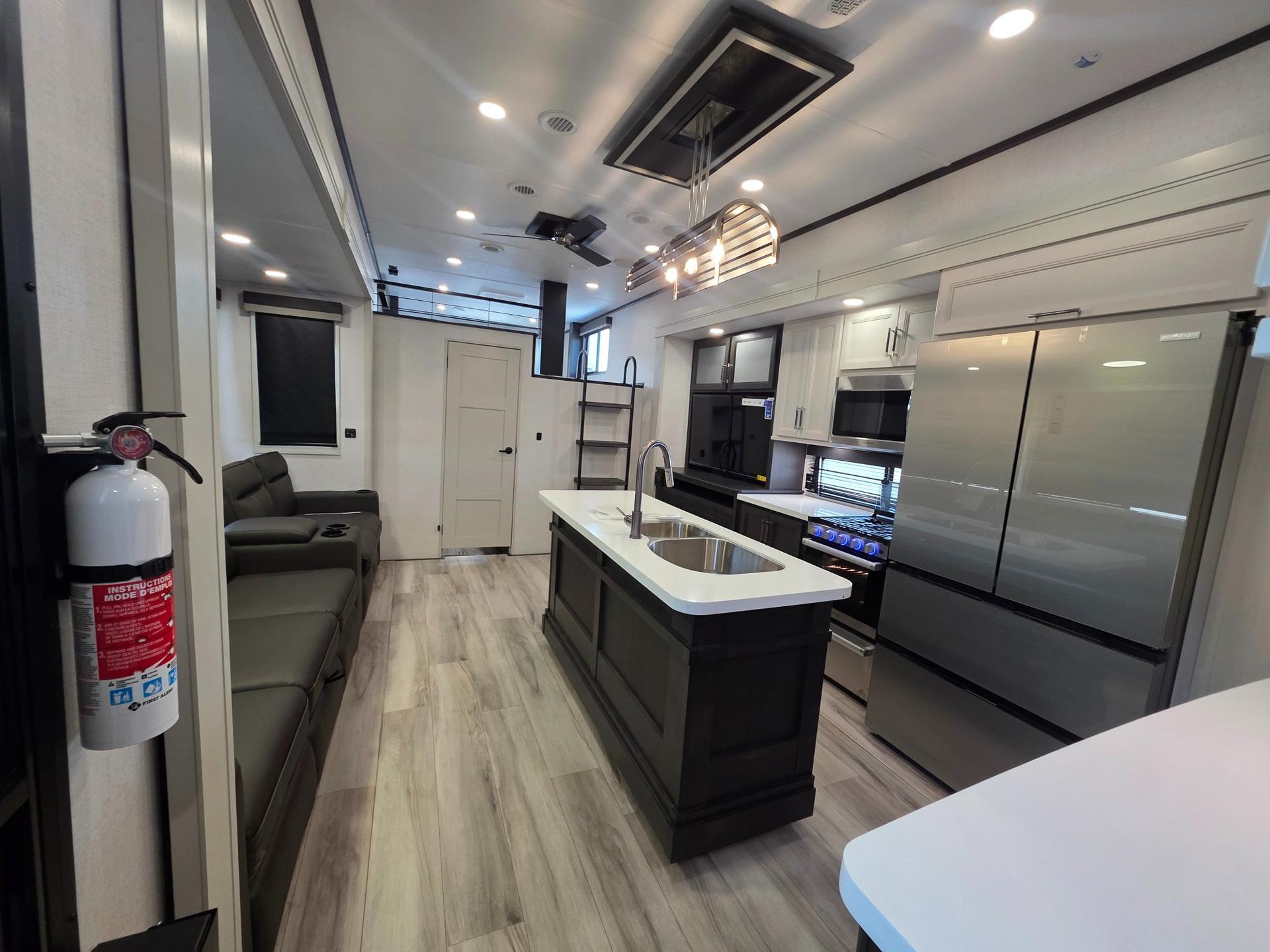 2026 Keystone 2026 Keystone Alpine Avalanche Edition - thumbnail 46