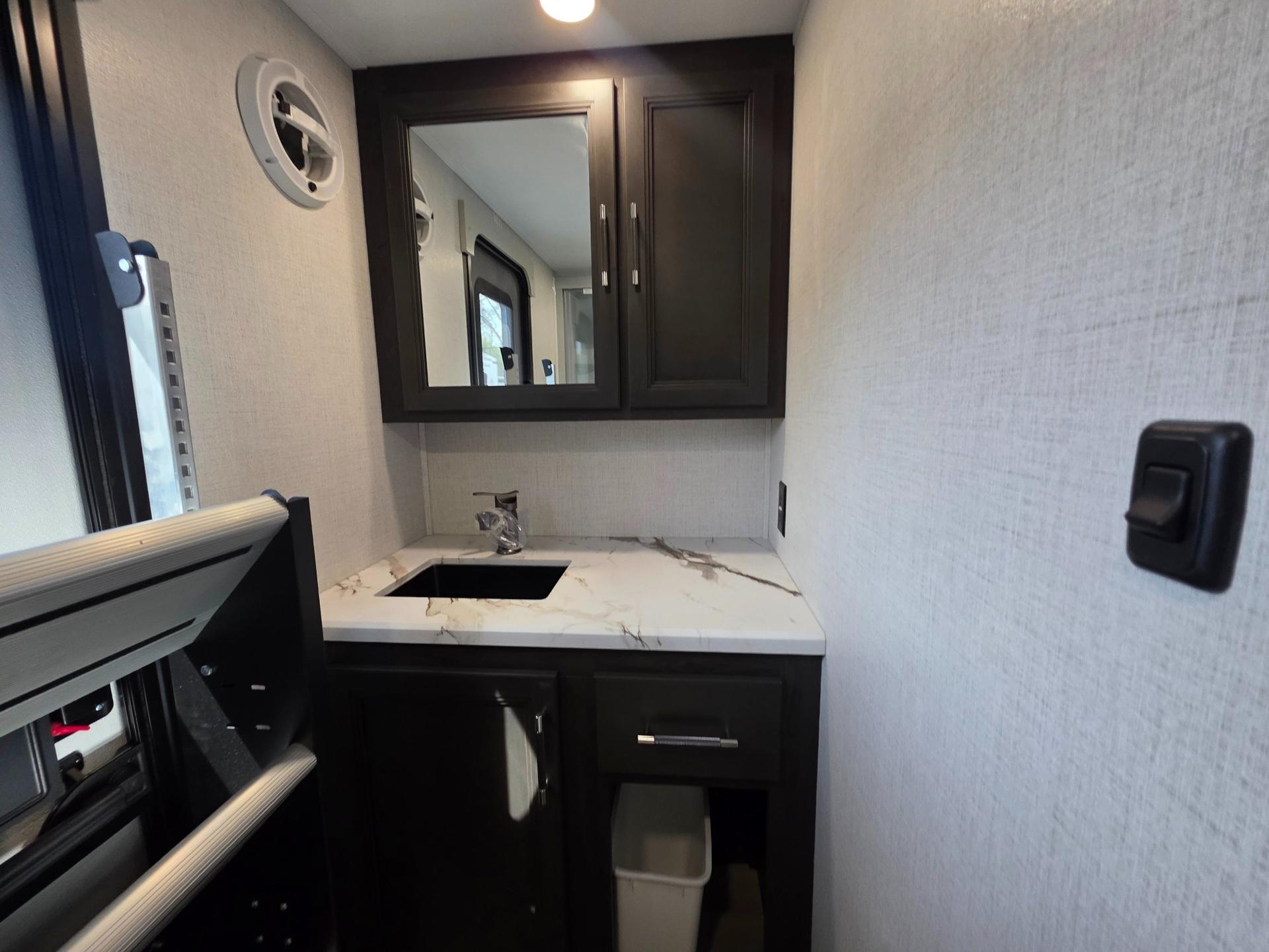 2026 Keystone 2026 Keystone Alpine Avalanche Edition - thumbnail 54