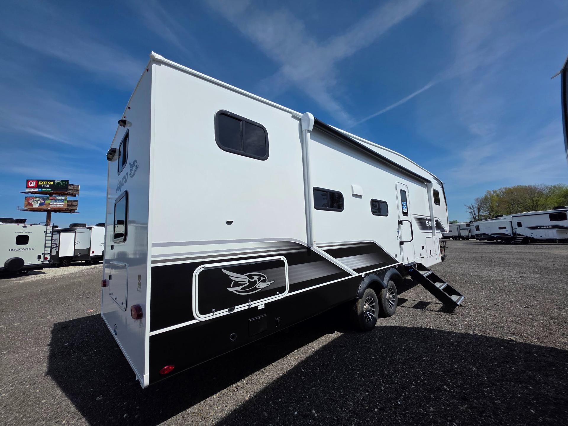 2026 Jayco 2026 Jayco Eagle SLE - thumbnail 13