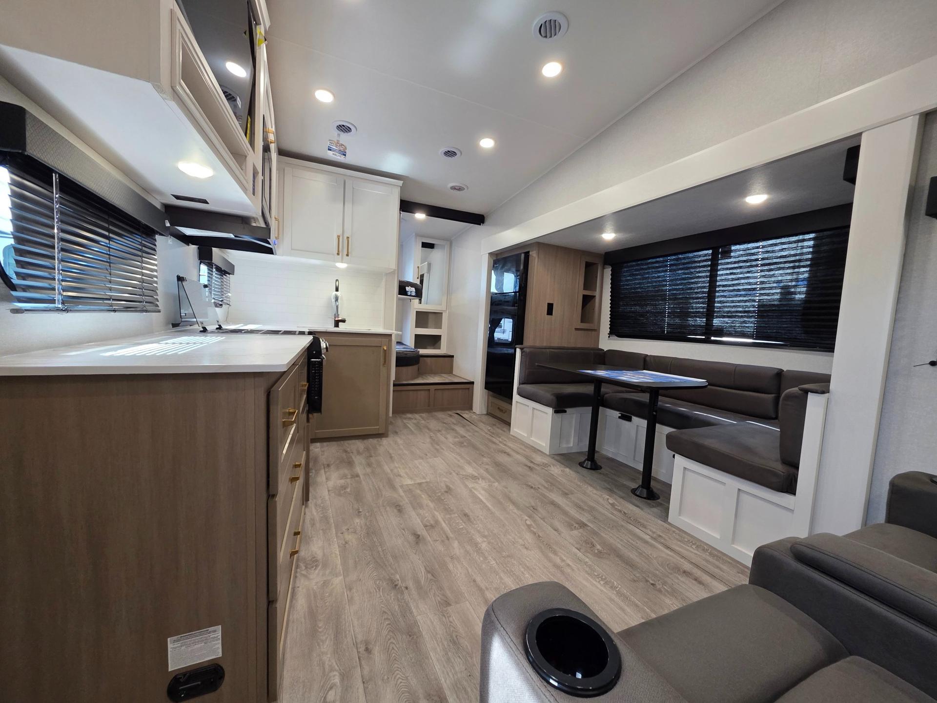 2026 Jayco 2026 Jayco Eagle SLE - thumbnail 17