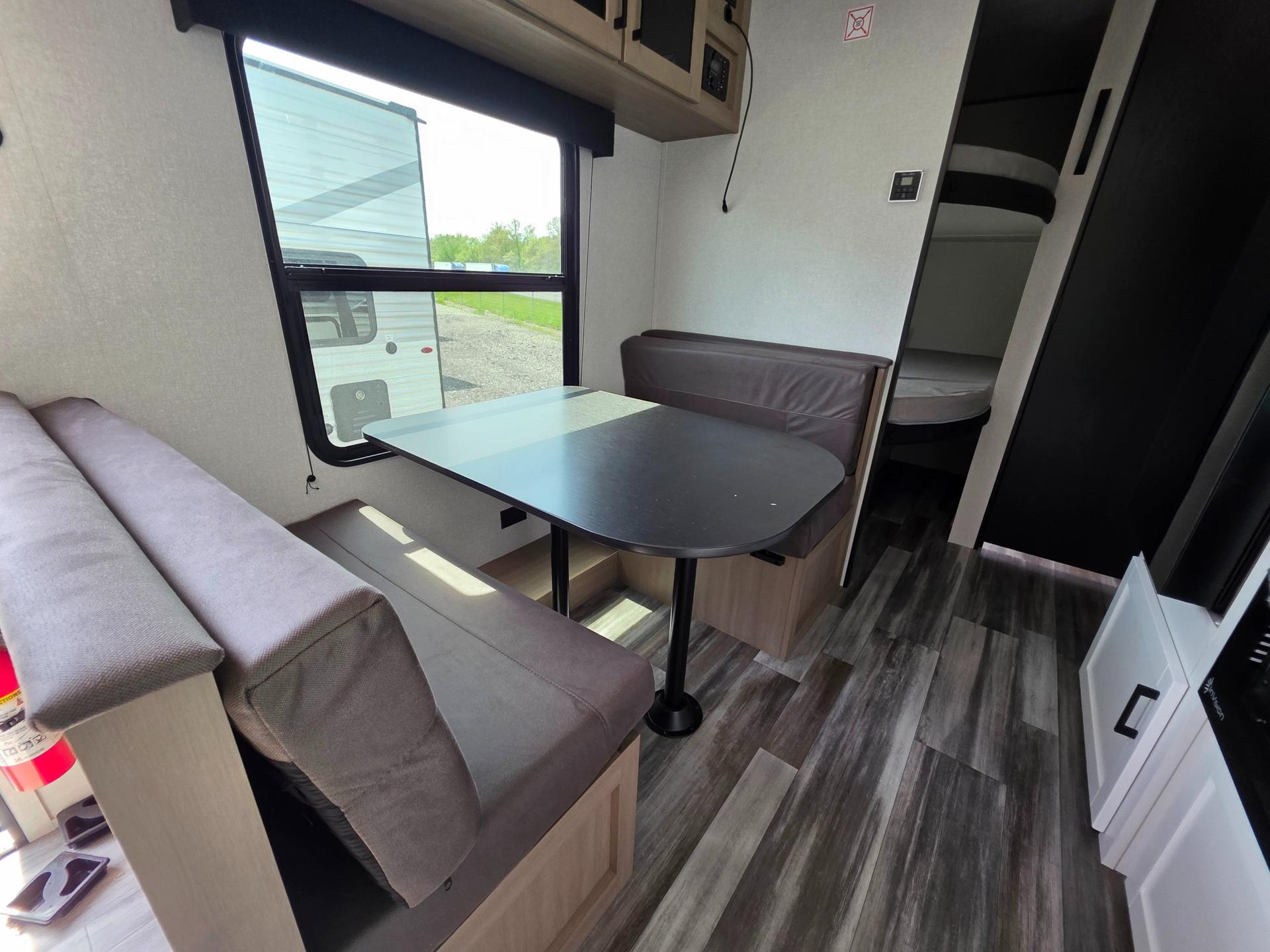 2026 Jayco 2026 Jayco Jay Flight SLX - thumbnail 16