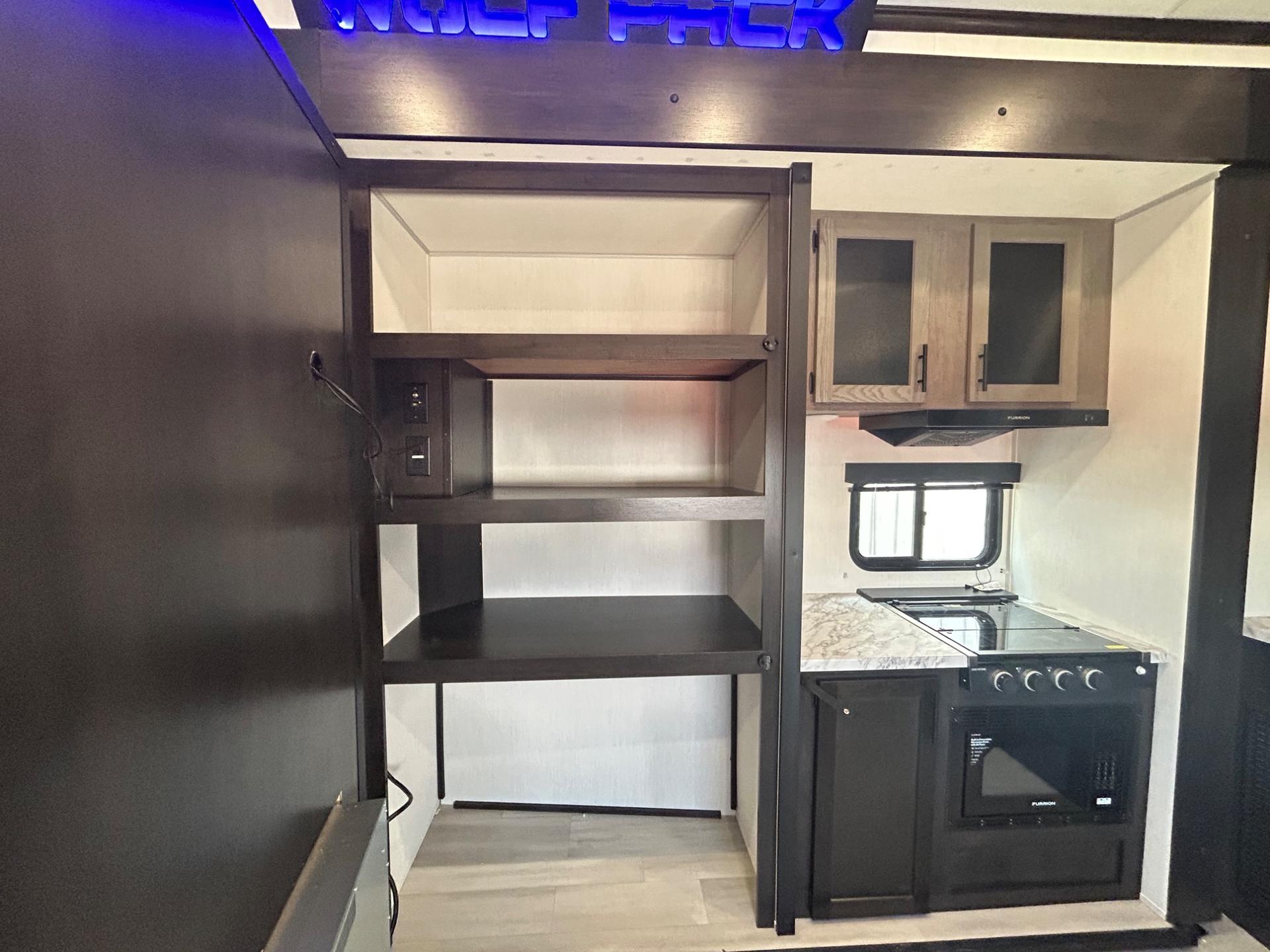 2026 Forest River 2026 Forest River Cherokee Wolf Pack Toy Hauler - thumbnail 23