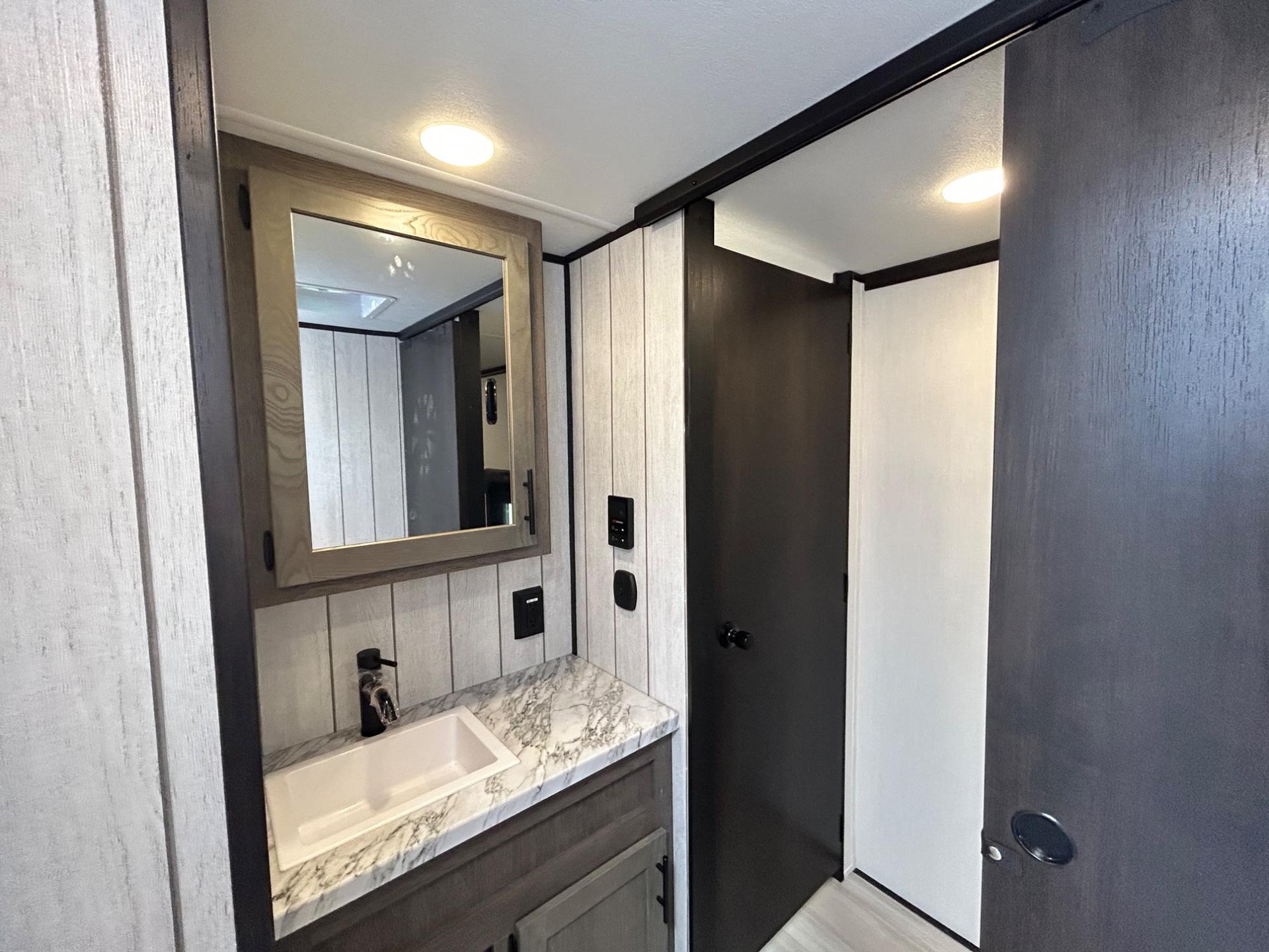 2026 Forest River 2026 Forest River Cherokee Wolf Pack Toy Hauler - thumbnail 30