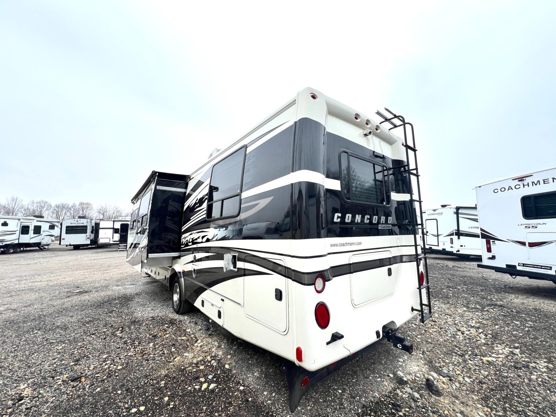 2012 Coachmen 2012 Coachmen Concord - thumbnail 5