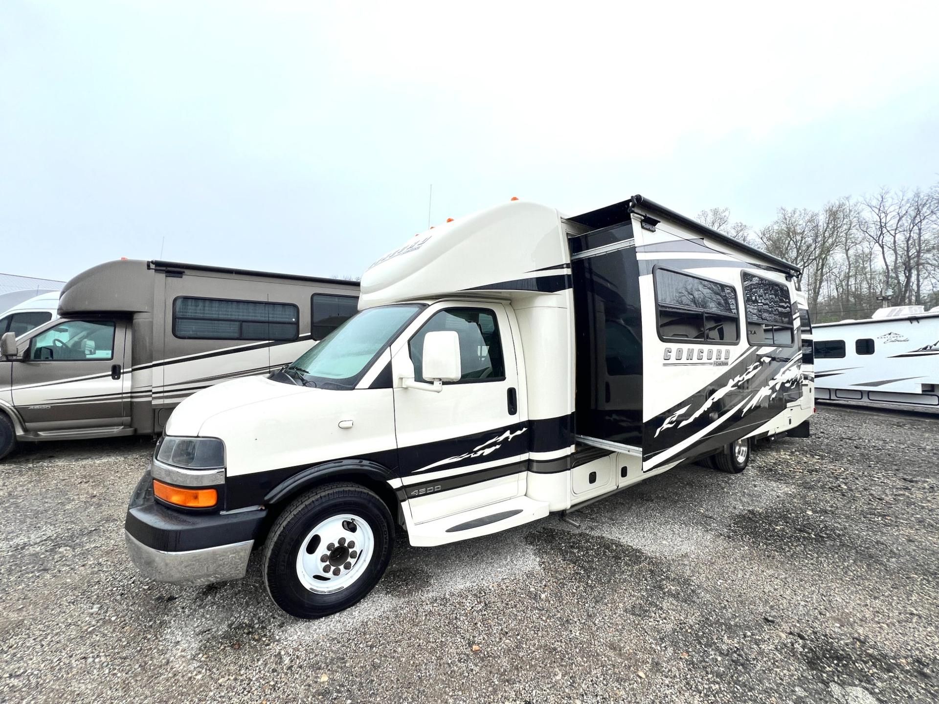 2012 Coachmen 2012 Coachmen Concord - thumbnail 4