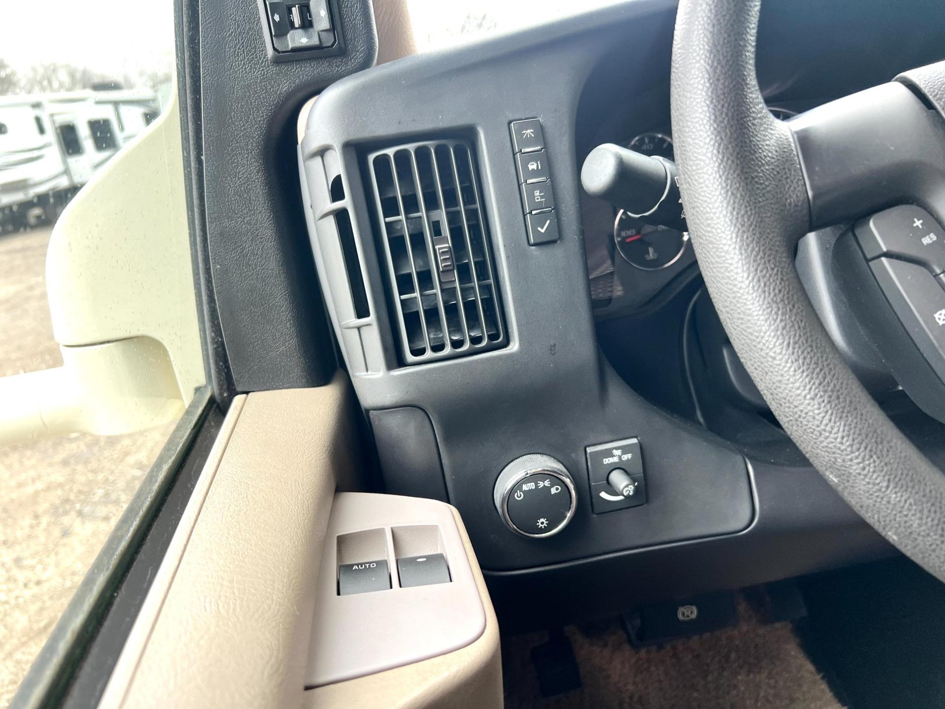 2012 Coachmen 2012 Coachmen Concord - thumbnail 14