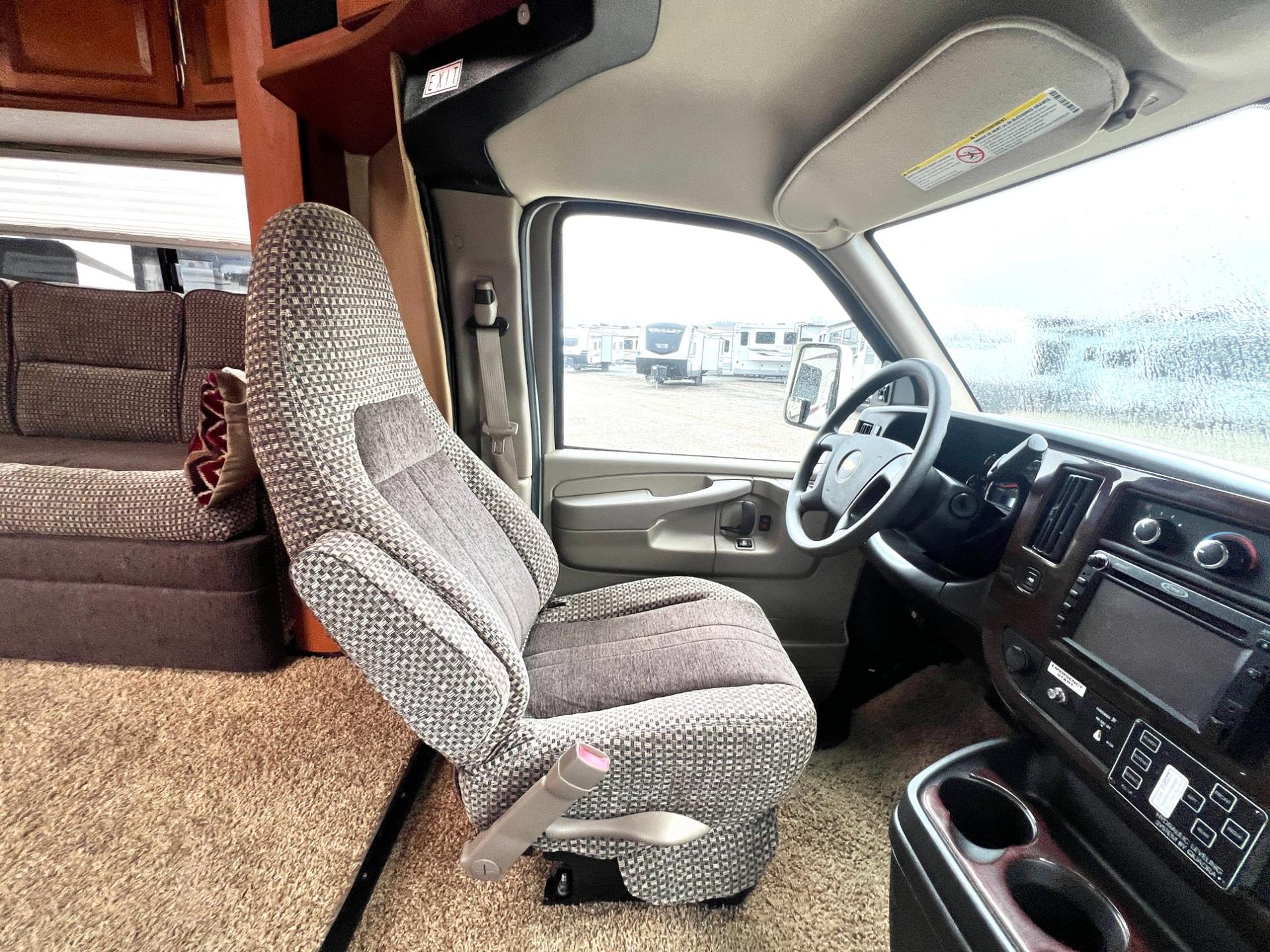 2012 Coachmen 2012 Coachmen Concord - thumbnail 17