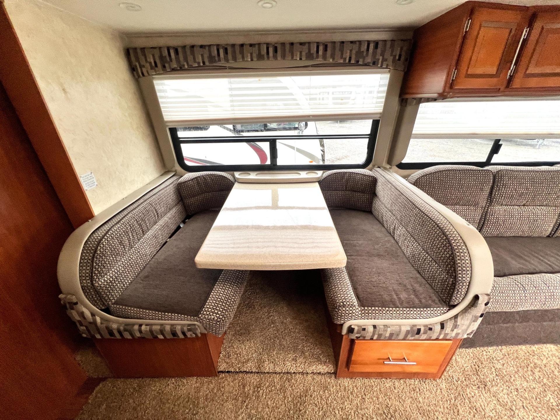 2012 Coachmen 2012 Coachmen Concord - thumbnail 27